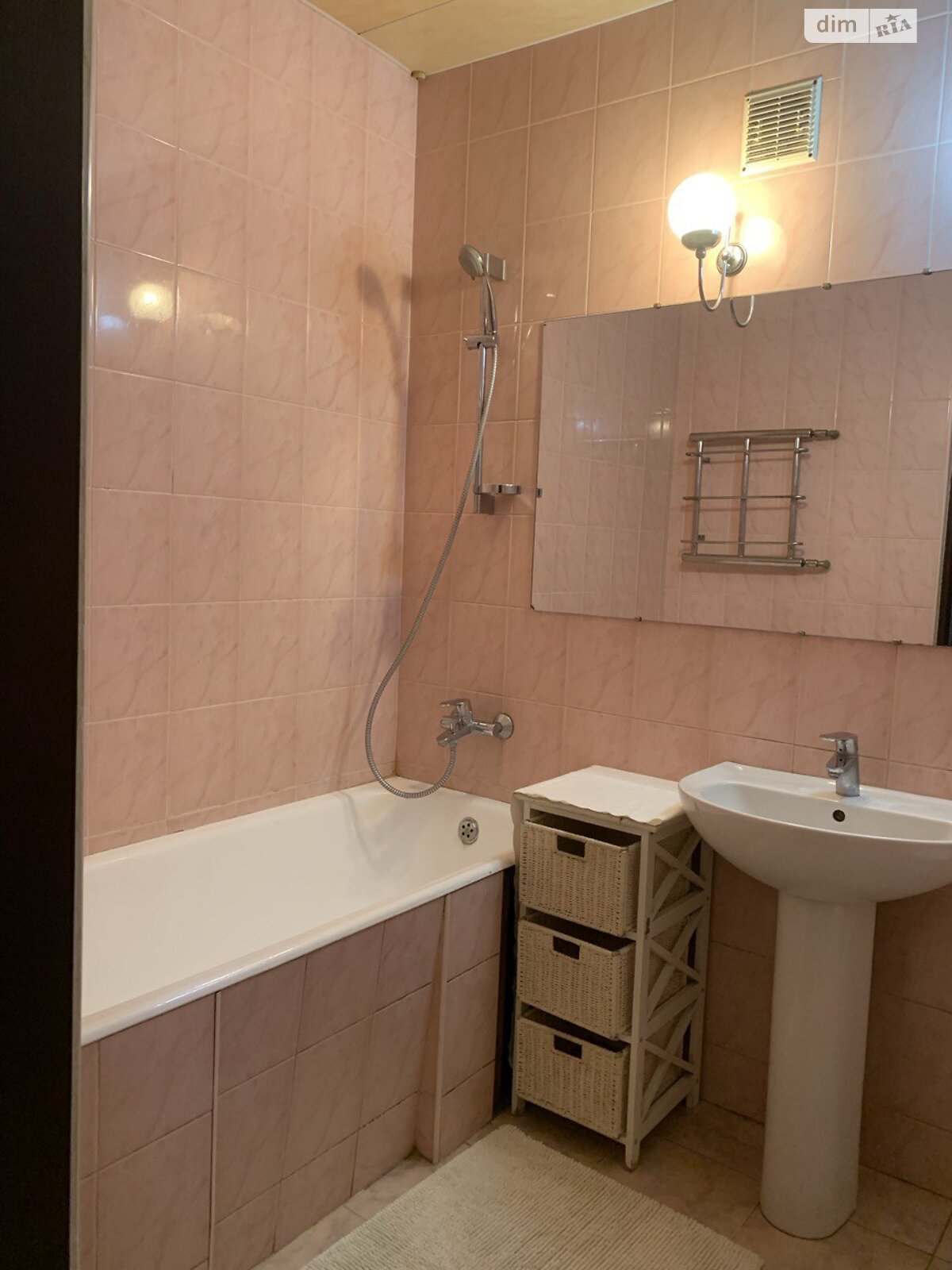Продаж двокімнатної квартири в Одесі, на вул. Старопортофранківська, район Приморський фото 1 Продаж двокімнатної квартири в Одесі, на вул. Старопортофранківська, район Приморський фото 1