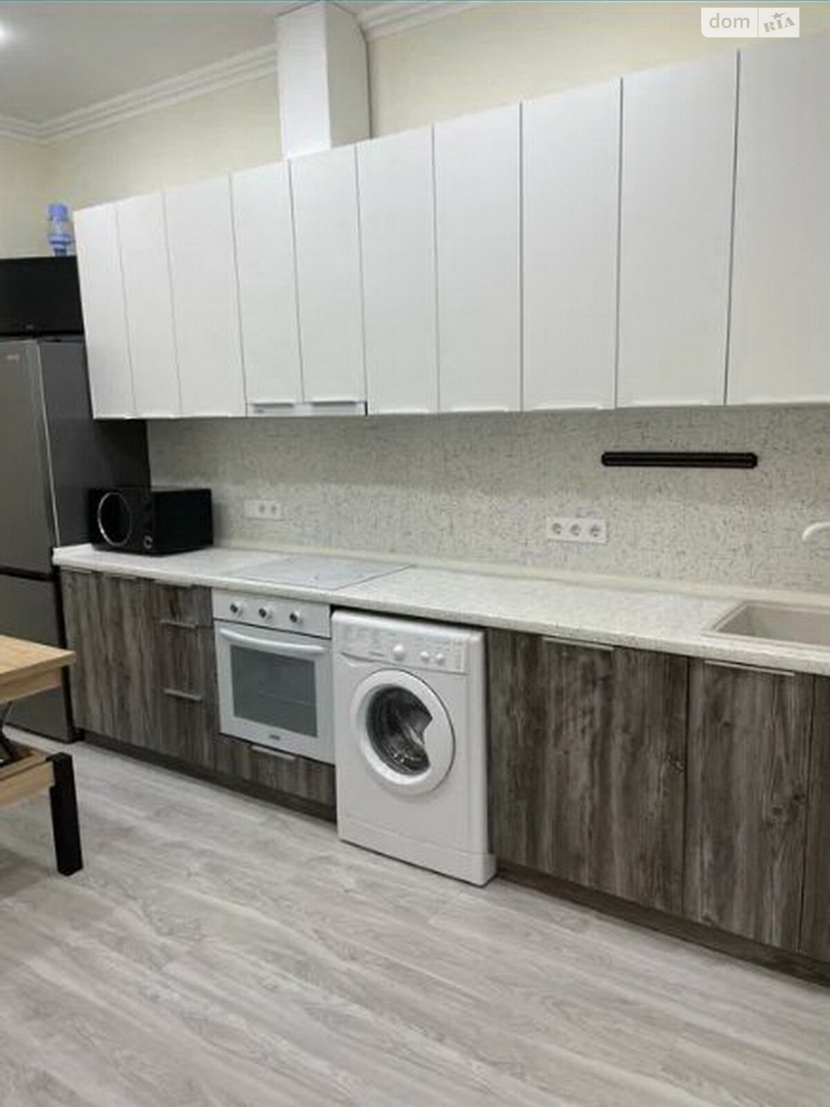 Продажа однокомнатной квартиры в Одессе, на ул. Канатная, район Приморский фото 1 Продажа однокомнатной квартиры в Одессе, на ул. Канатная, район Приморский фото 1