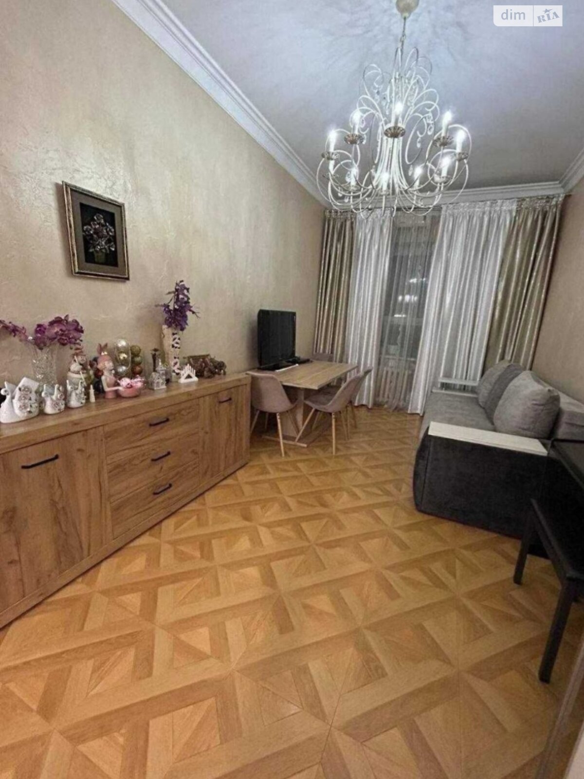 Продажа двухкомнатной квартиры в Одессе, на ул. Канатная 102, район Приморский фото 1 Продажа двухкомнатной квартиры в Одессе, на ул. Канатная 102, район Приморский фото 1