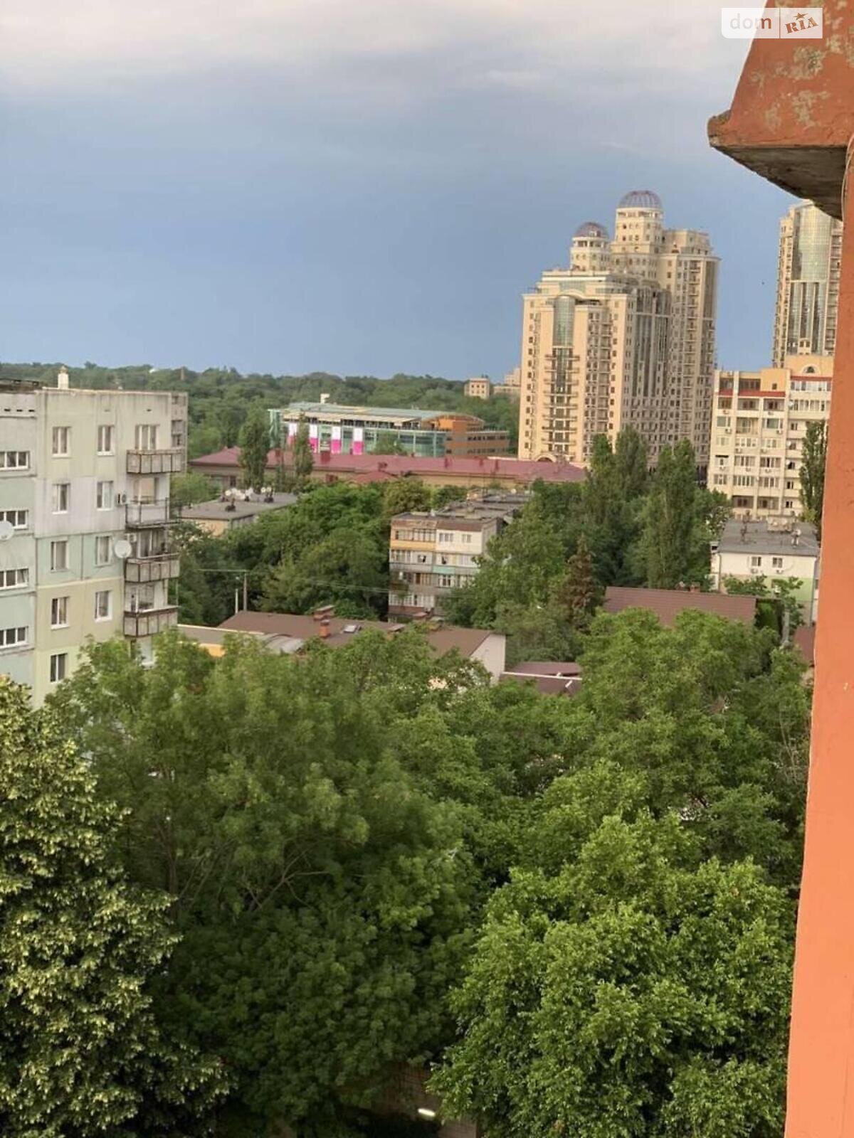 Продажа двухкомнатной квартиры в Одессе, на пер. Светлый, район Приморский фото 1
