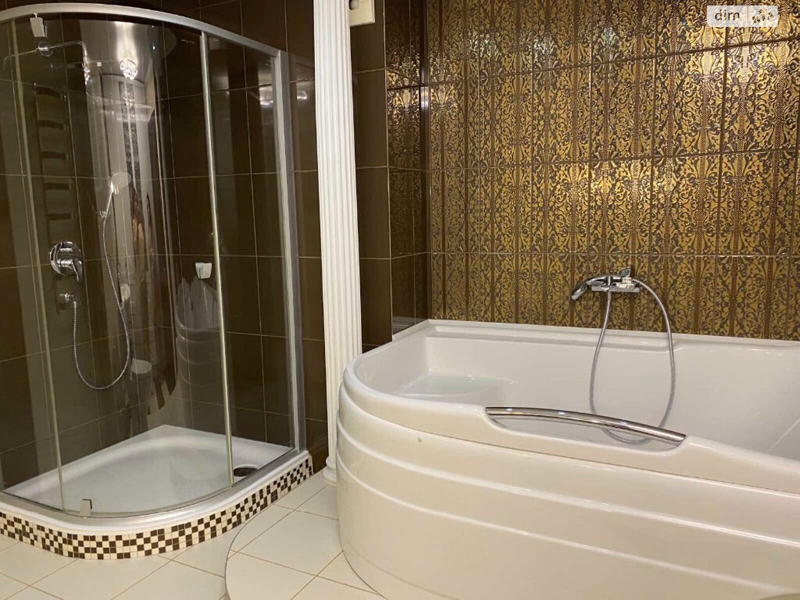 Продажа двухкомнатной квартиры в Одессе, на пер. Светлый, район Приморский фото 1 Продажа двухкомнатной квартиры в Одессе, на пер. Светлый, район Приморский фото 1