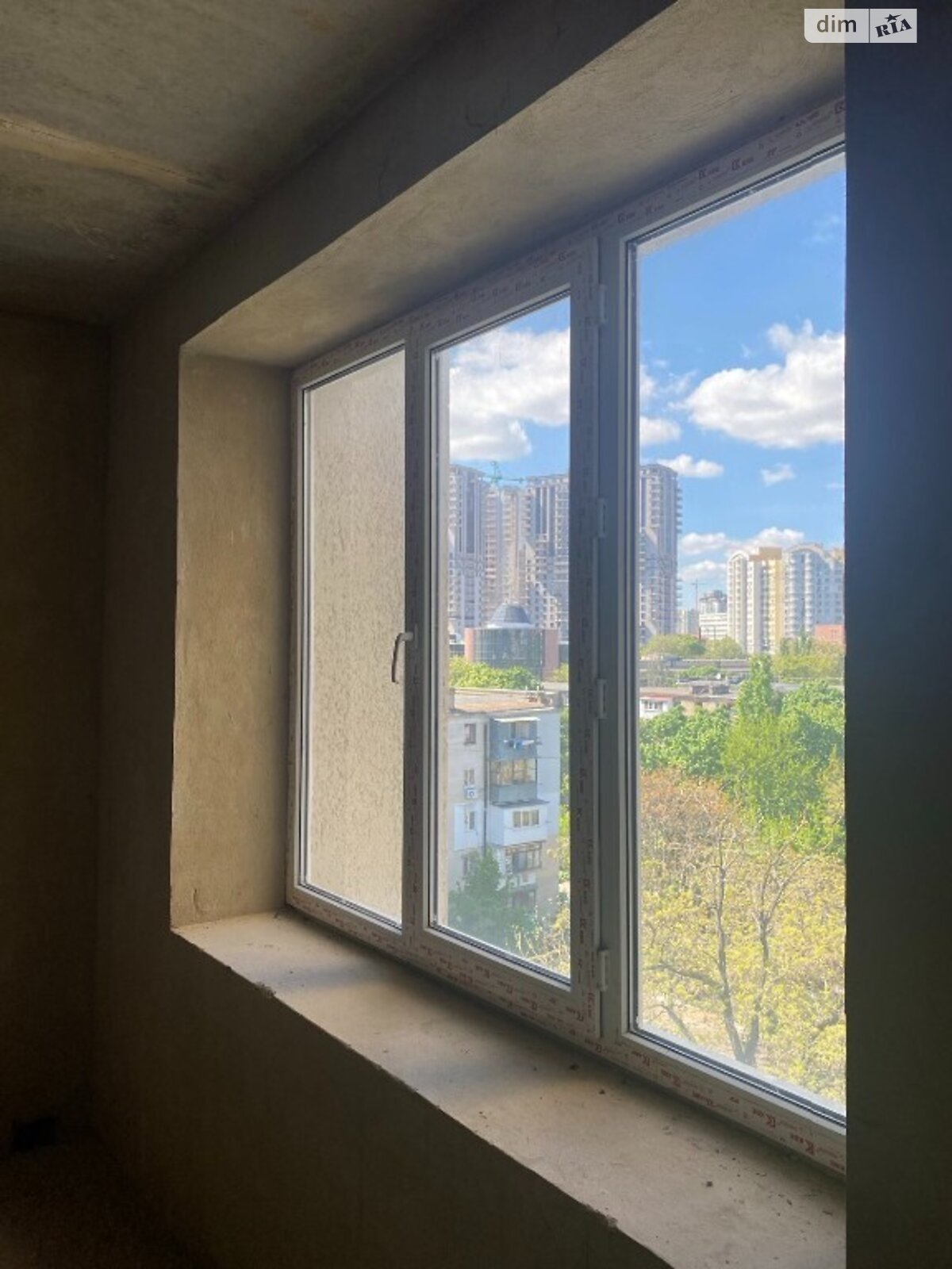 Продажа трехкомнатной квартиры в Одессе, на пер. Светлый, район Приморский фото 1 Продажа трехкомнатной квартиры в Одессе, на пер. Светлый, район Приморский фото 1