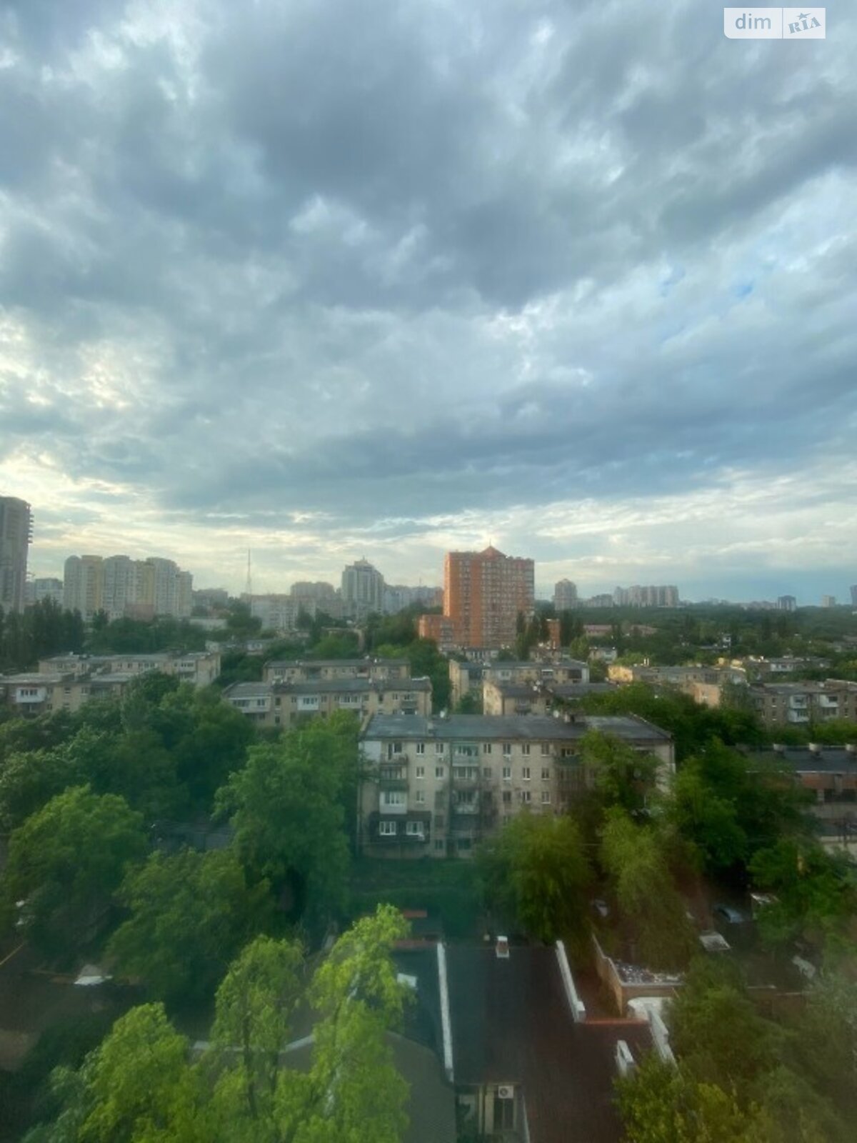 Продажа трехкомнатной квартиры в Одессе, на пер. Светлый, район Приморский фото 1 Продажа трехкомнатной квартиры в Одессе, на пер. Светлый, район Приморский фото 1