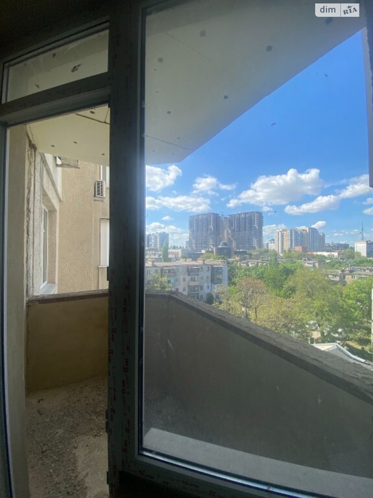 Продажа трехкомнатной квартиры в Одессе, на пер. Светлый, район Приморский фото 1 Продажа трехкомнатной квартиры в Одессе, на пер. Светлый, район Приморский фото 1