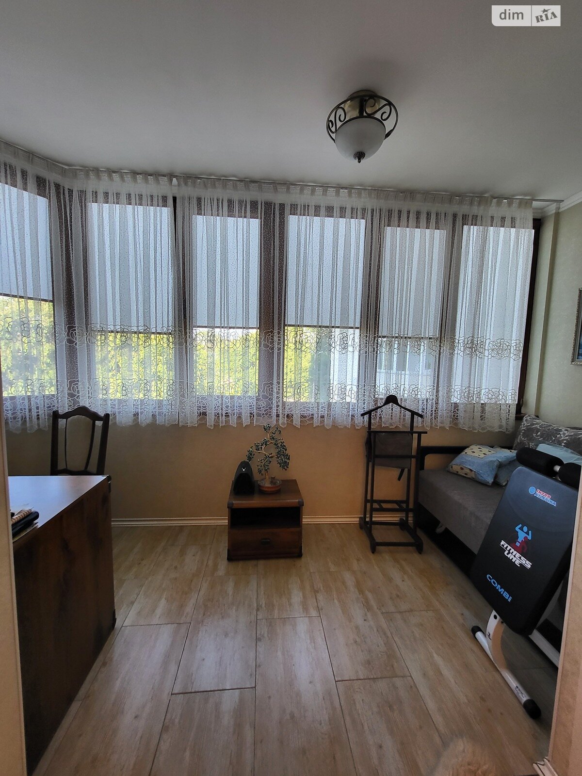Продажа трехкомнатной квартиры в Одессе, на пер. Светлый 3, район Приморский фото 1 Продажа трехкомнатной квартиры в Одессе, на пер. Светлый 3, район Приморский фото 1