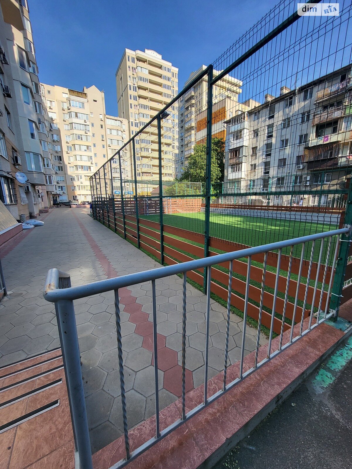 Продажа трехкомнатной квартиры в Одессе, на пер. Светлый 3, район Приморский фото 1 Продажа трехкомнатной квартиры в Одессе, на пер. Светлый 3, район Приморский фото 1