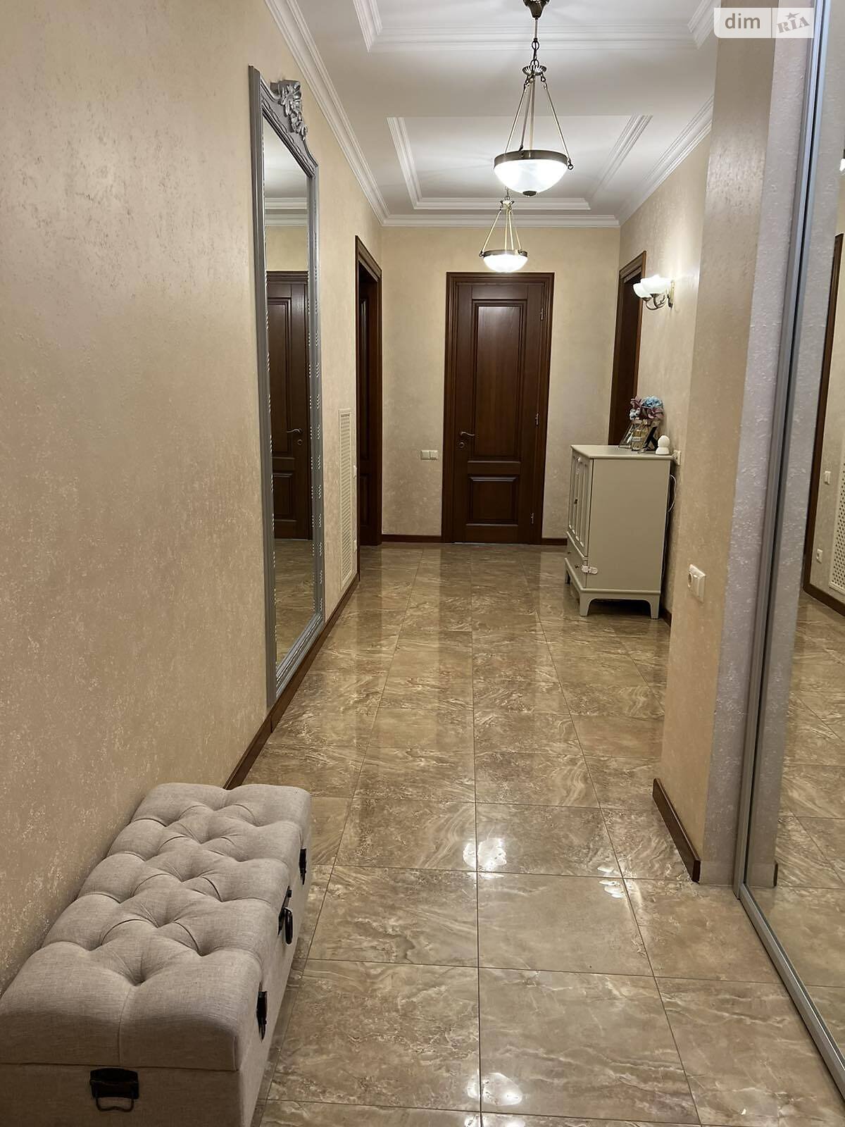 Продаж двокімнатної квартири в Одесі, на вул. Святослава Караванського 10, район Приморський фото 1 Продаж двокімнатної квартири в Одесі, на вул. Святослава Караванського 10, район Приморський фото 1