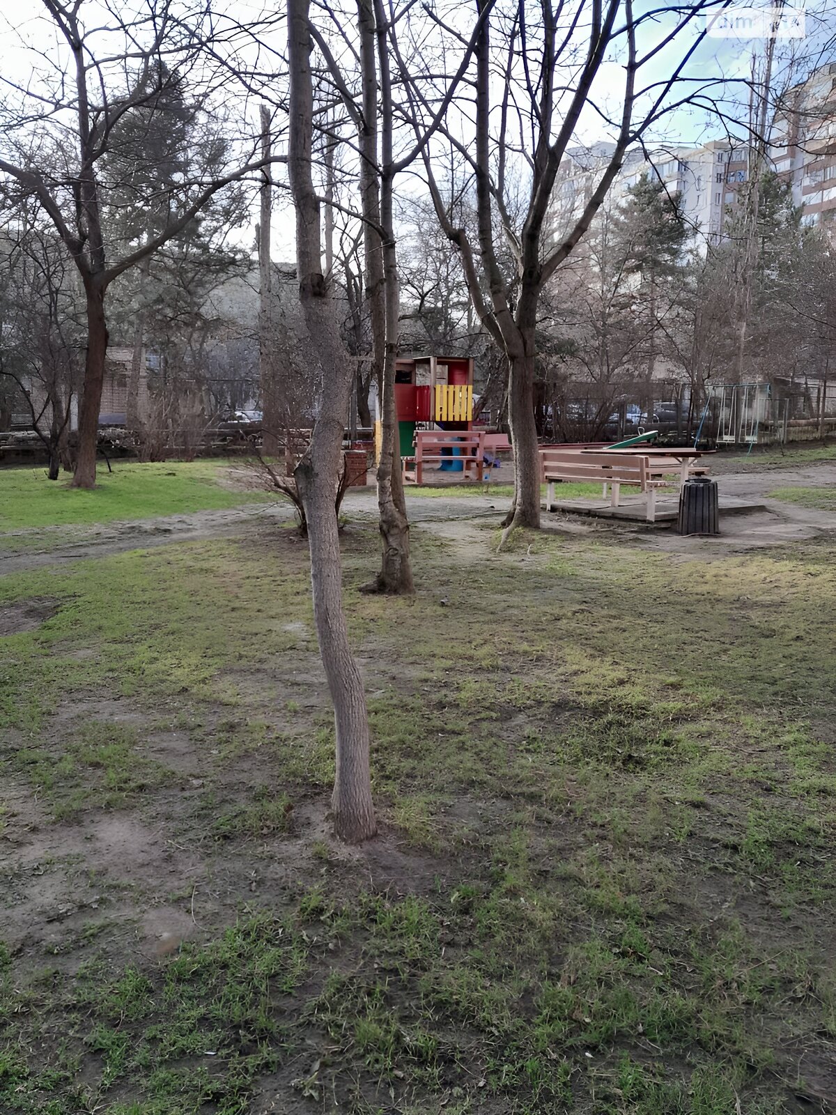 Продаж трикімнатної квартири в Одесі, на вул. Тіниста, район Приморський фото 1 Продаж трикімнатної квартири в Одесі, на вул. Тіниста, район Приморський фото 1