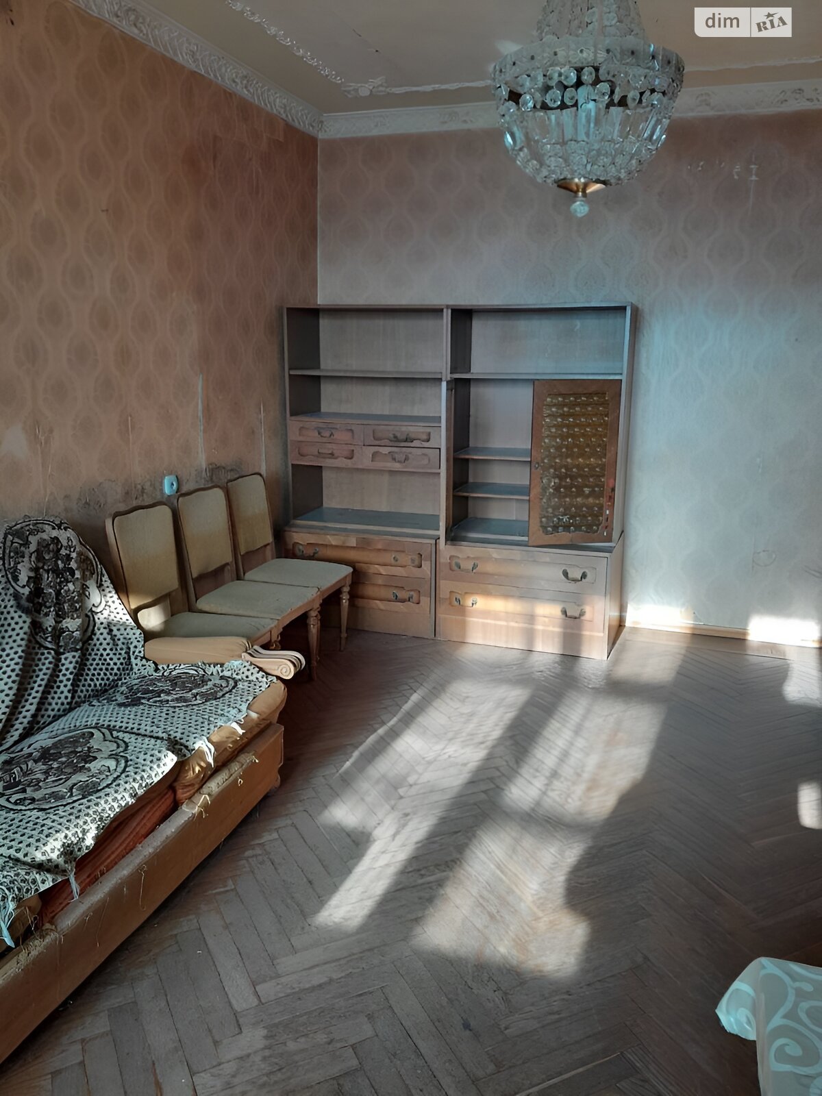 Продаж трикімнатної квартири в Одесі, на вул. Тіниста, район Приморський фото 1 Продаж трикімнатної квартири в Одесі, на вул. Тіниста, район Приморський фото 1