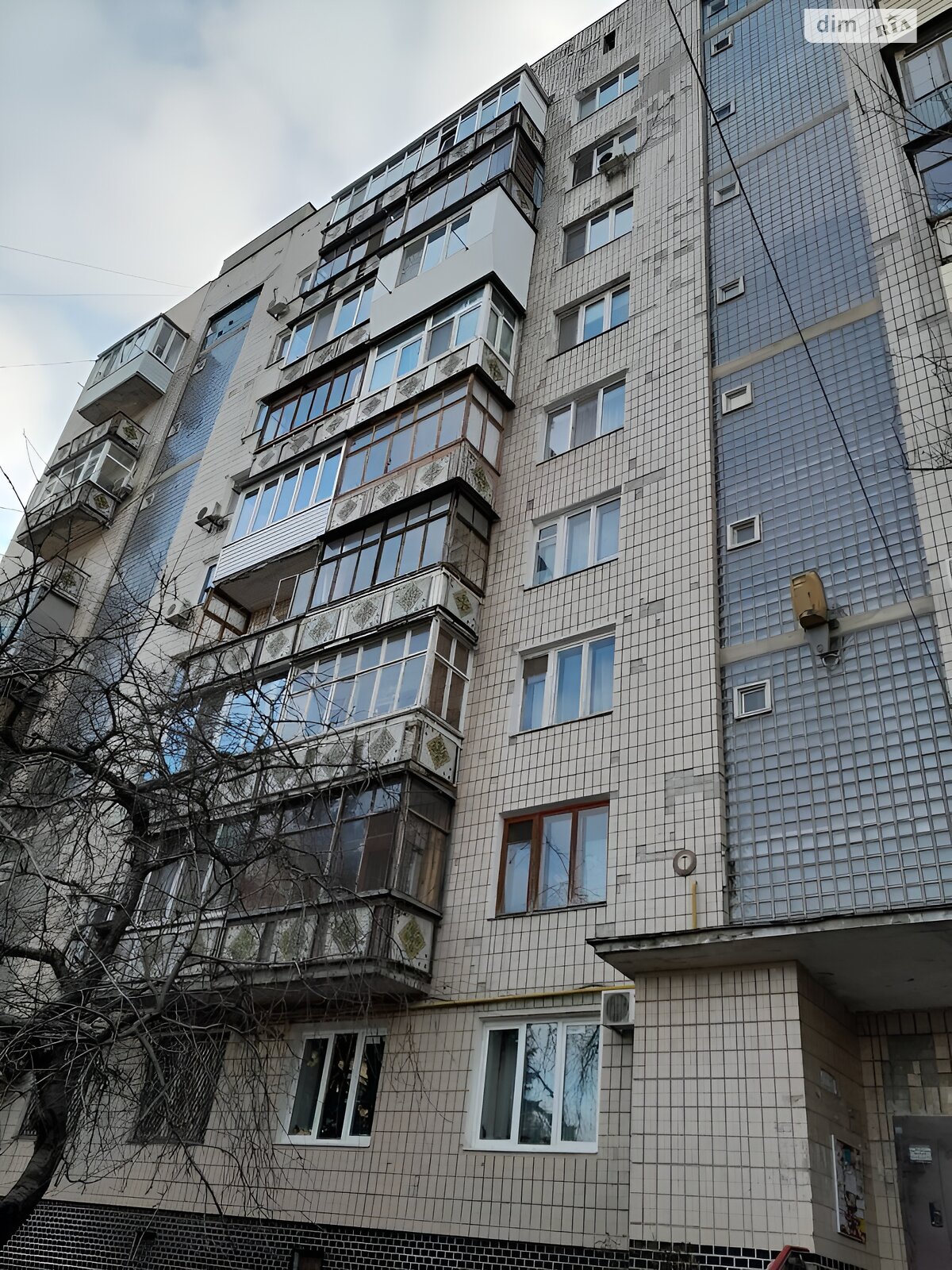 Продаж трикімнатної квартири в Одесі, на вул. Тіниста, район Приморський фото 1 Продаж трикімнатної квартири в Одесі, на вул. Тіниста, район Приморський фото 1