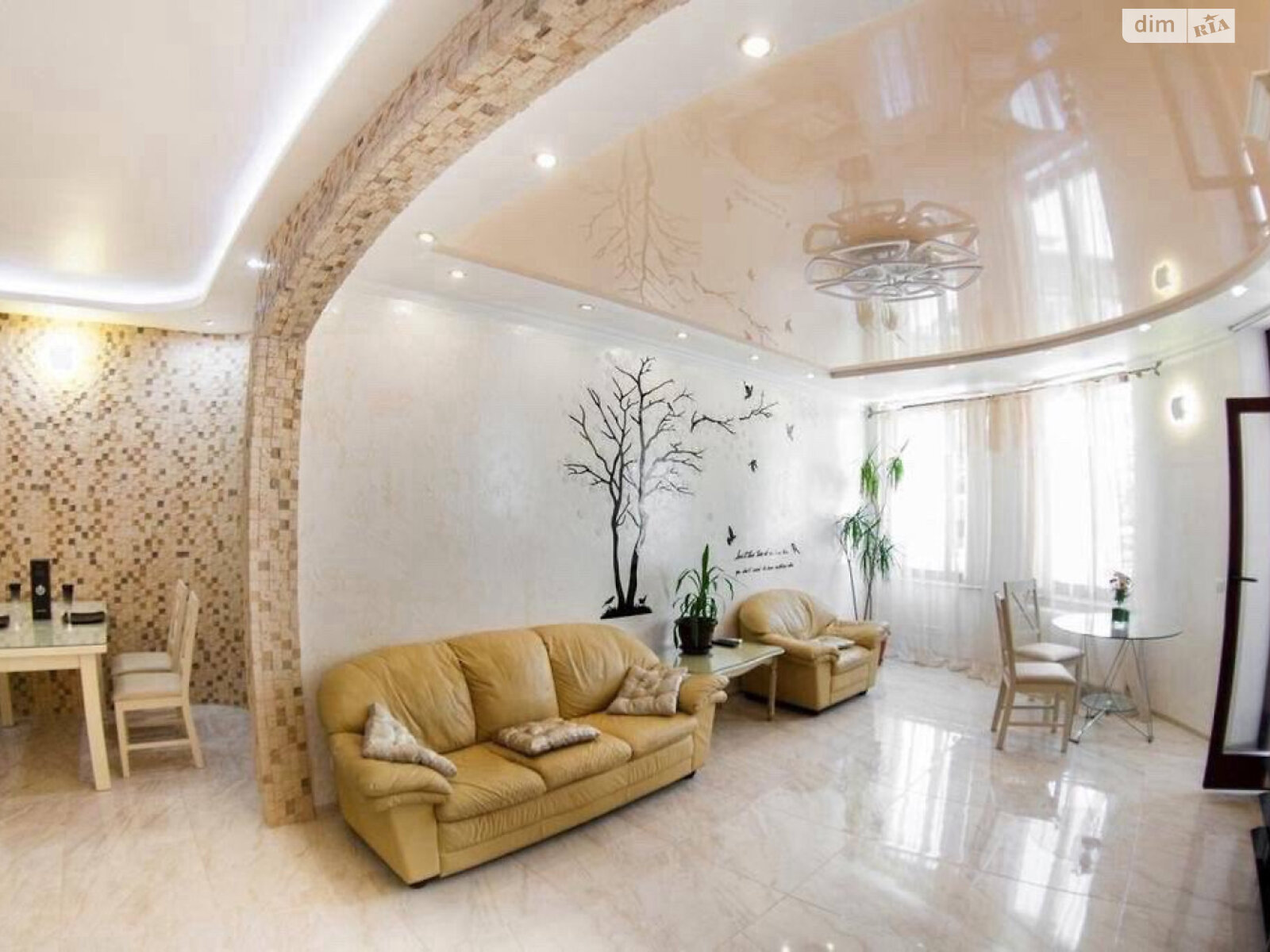 Продаж трикімнатної квартири в Одесі, на вул. Тіниста, район Приморський фото 1 Продаж трикімнатної квартири в Одесі, на вул. Тіниста, район Приморський фото 1