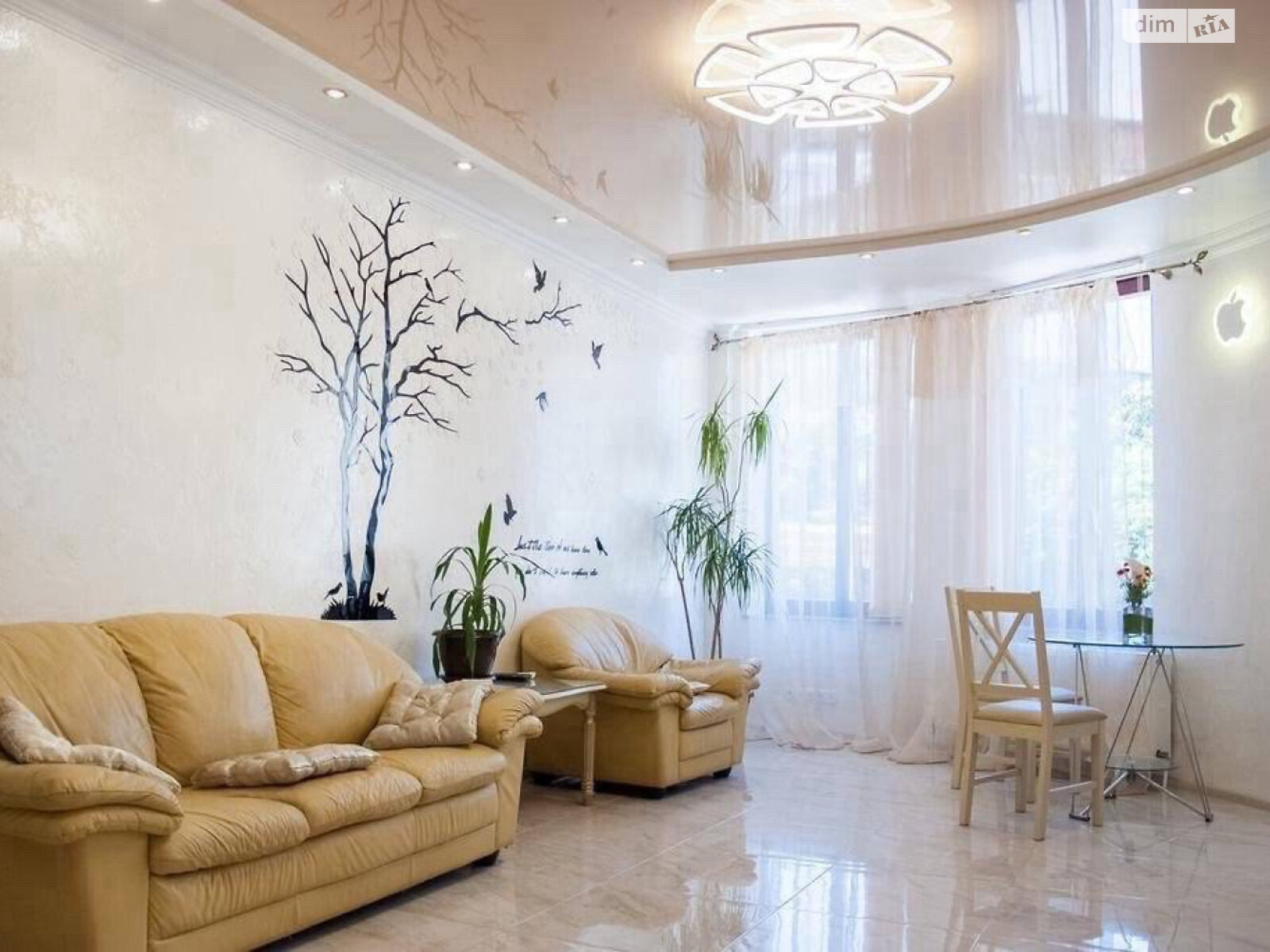 Продаж трикімнатної квартири в Одесі, на вул. Тіниста, район Приморський фото 1 Продаж трикімнатної квартири в Одесі, на вул. Тіниста, район Приморський фото 1