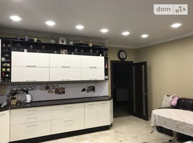Продажа трехкомнатной квартиры в Одессе, на ул. Тенистая район Приморский фото 1 Продажа трехкомнатной квартиры в Одессе, на ул. Тенистая район Приморский фото 1