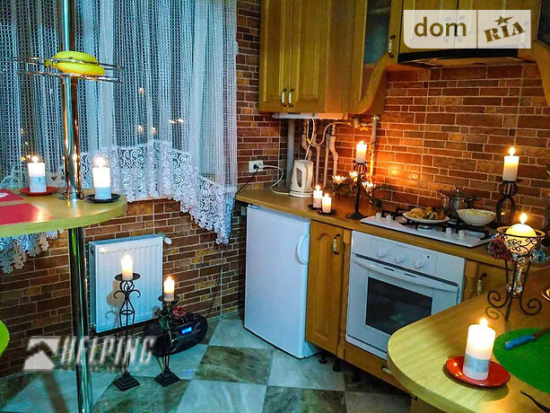 Продажа однокомнатной квартиры в Одессе, на ул. Тополевая 1 район Приморский фото 1 Продажа однокомнатной квартиры в Одессе, на ул. Тополевая 1 район Приморский фото 1
