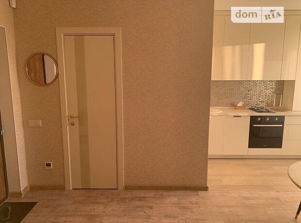 Продажа однокомнатной квартиры в Одессе, на ул. Тополевая район Приморский фото 1 Продажа однокомнатной квартиры в Одессе, на ул. Тополевая район Приморский фото 1