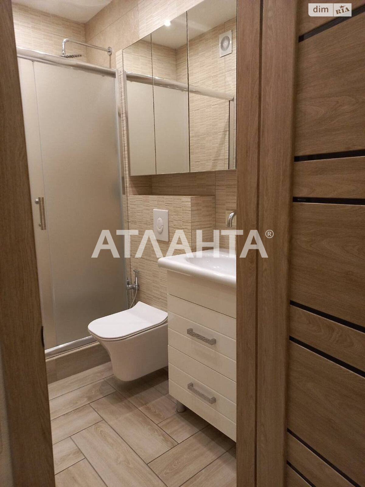 Продаж однокімнатної квартири в Одесі, на пров. Тополиний 1, район Приморський фото 1 Продаж однокімнатної квартири в Одесі, на пров. Тополиний 1, район Приморський фото 1