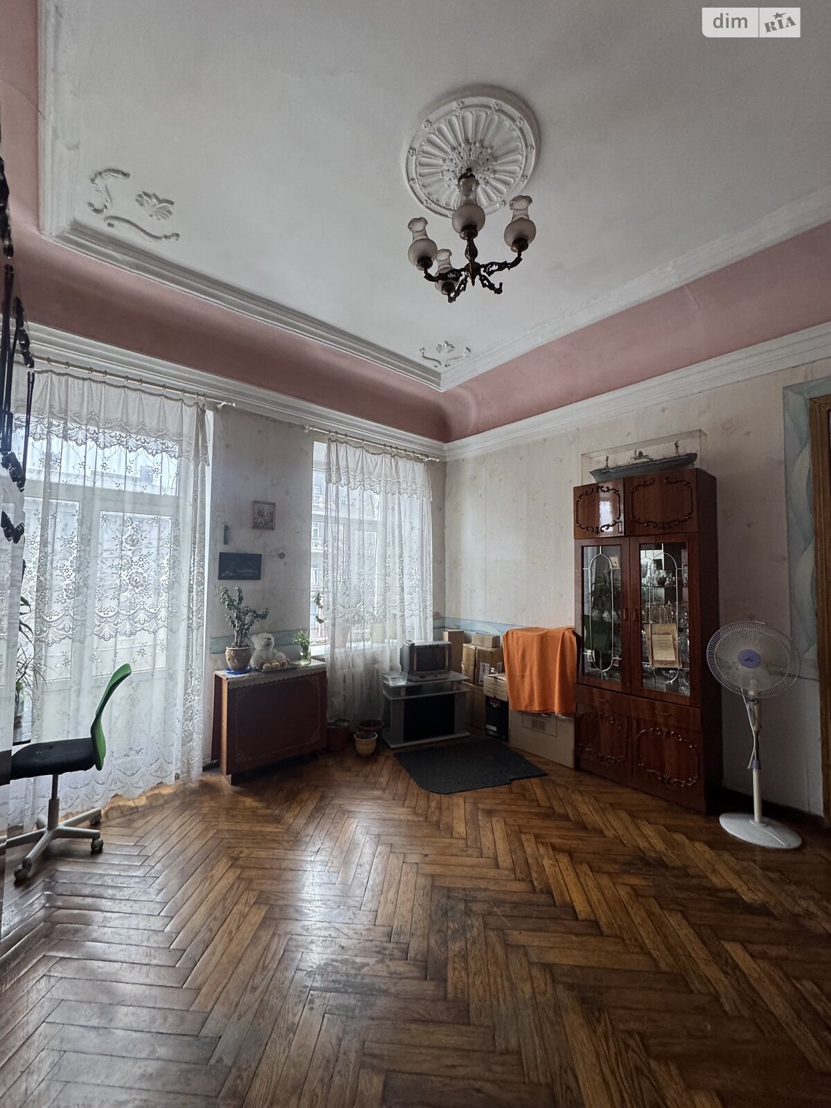 Продажа четырехкомнатной квартиры в Одессе, на ул. Успенская 89, район Приморский фото 1