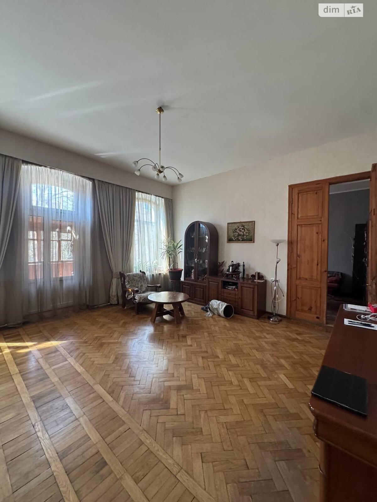 Продажа трехкомнатной квартиры в Одессе, на ул. Успенская 72, район Приморский фото 1 Продажа трехкомнатной квартиры в Одессе, на ул. Успенская 72, район Приморский фото 1