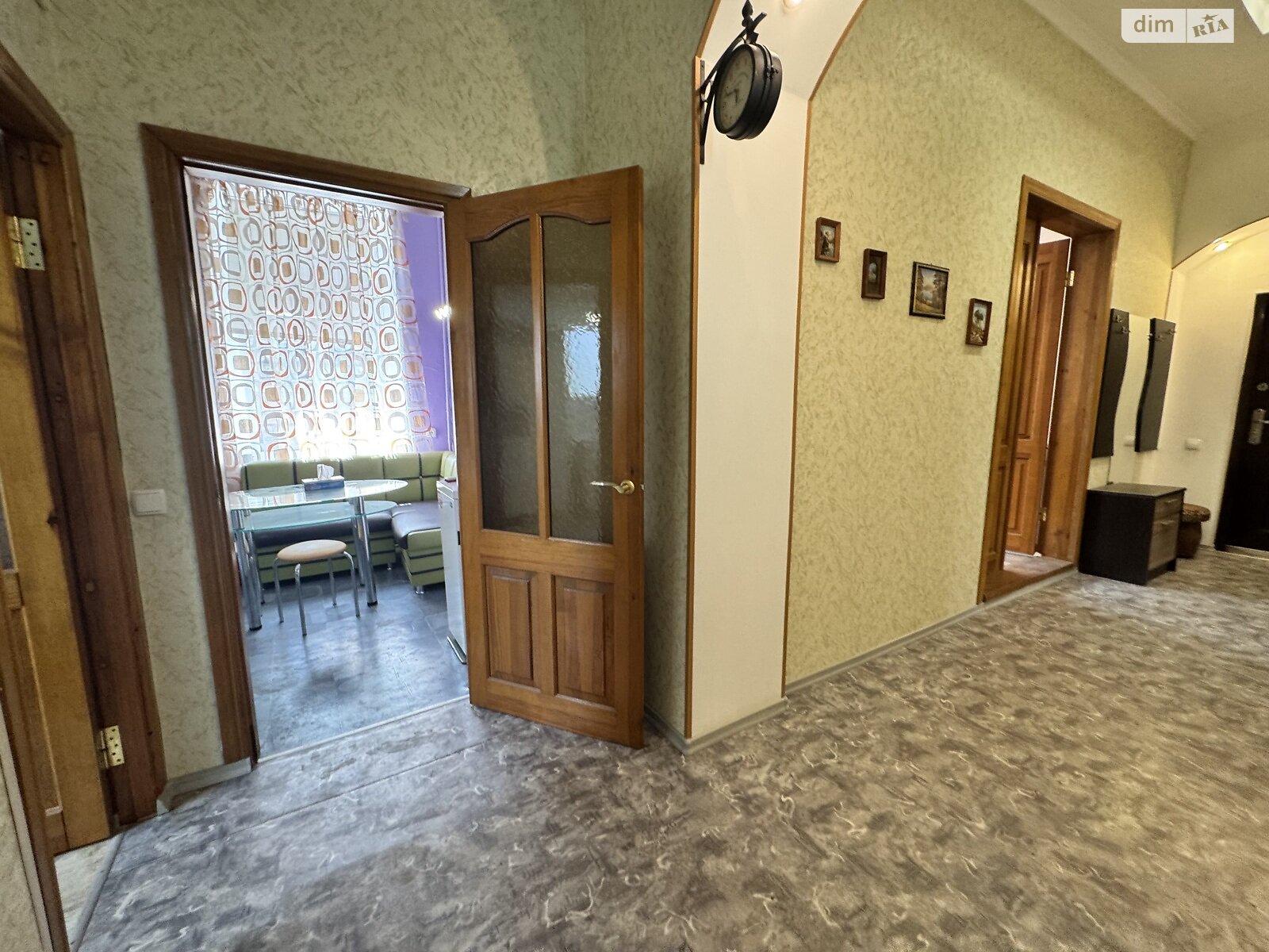 Продажа трехкомнатной квартиры в Одессе, на ул. Успенская 13, район Приморский фото 1 Продажа трехкомнатной квартиры в Одессе, на ул. Успенская 13, район Приморский фото 1