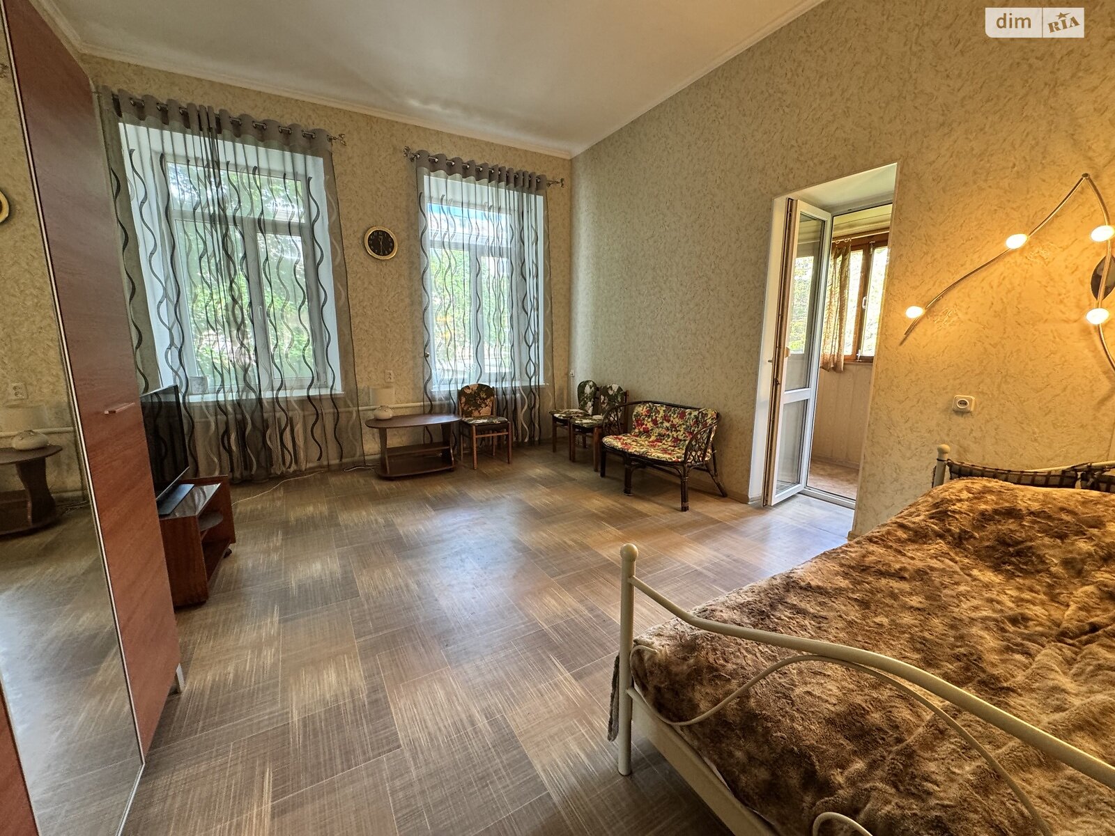 Продажа трехкомнатной квартиры в Одессе, на ул. Успенская 13, район Приморский фото 1 Продажа трехкомнатной квартиры в Одессе, на ул. Успенская 13, район Приморский фото 1