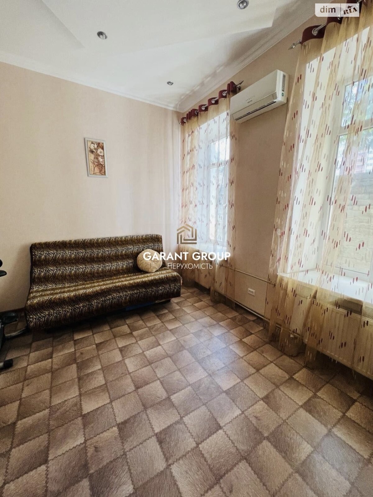 Продажа трехкомнатной квартиры в Одессе, на ул. Успенская 13, район Приморский фото 1 Продажа трехкомнатной квартиры в Одессе, на ул. Успенская 13, район Приморский фото 1