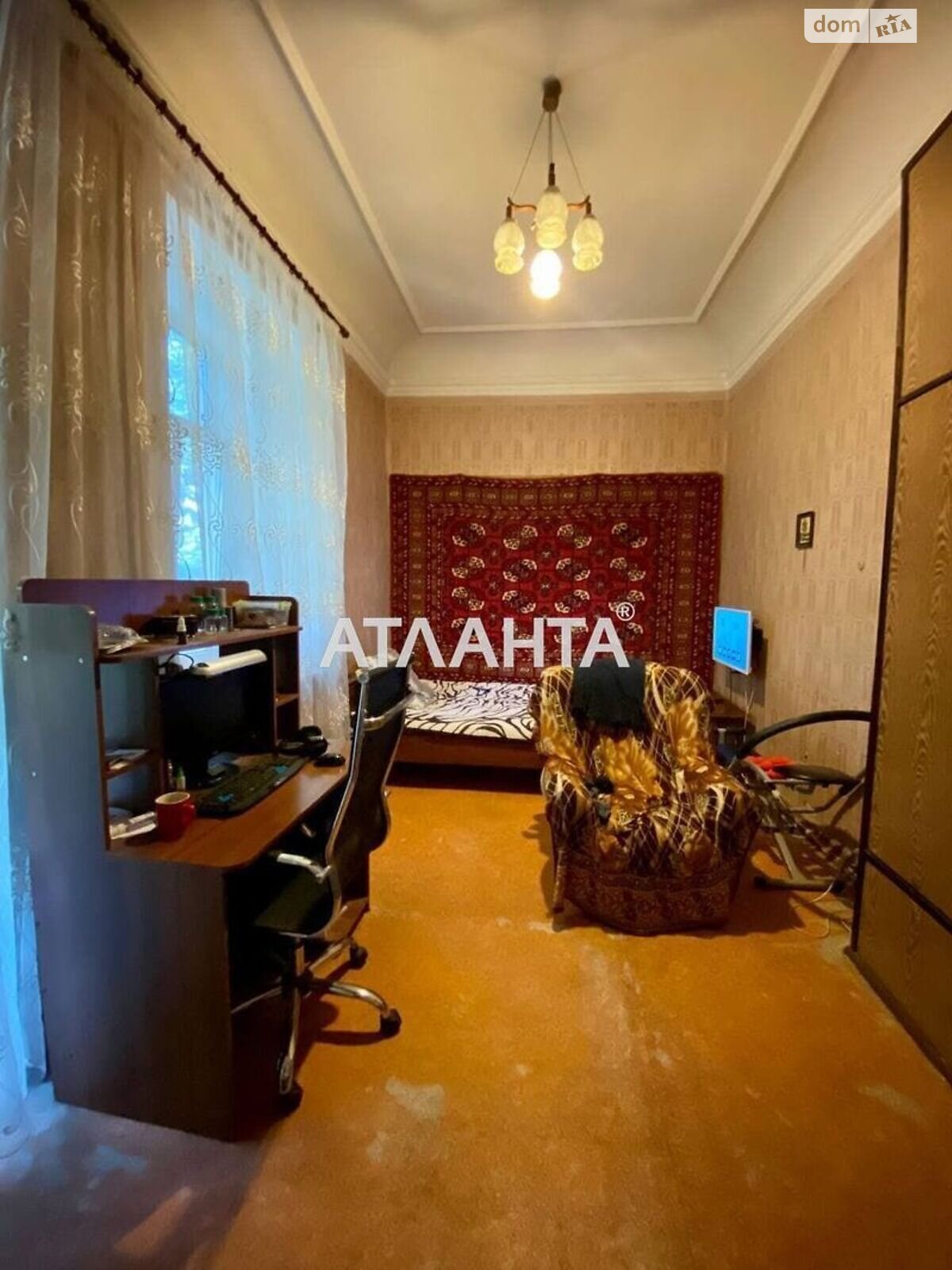Продажа четырехкомнатной квартиры в Одессе, на пер. Успенский, район Приморский фото 1