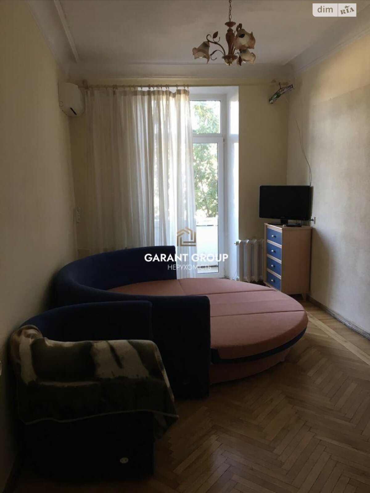 Продажа однокомнатной квартиры в Одессе, на ул. Утесова, район Приморский фото 1 Продажа однокомнатной квартиры в Одессе, на ул. Утесова, район Приморский фото 1