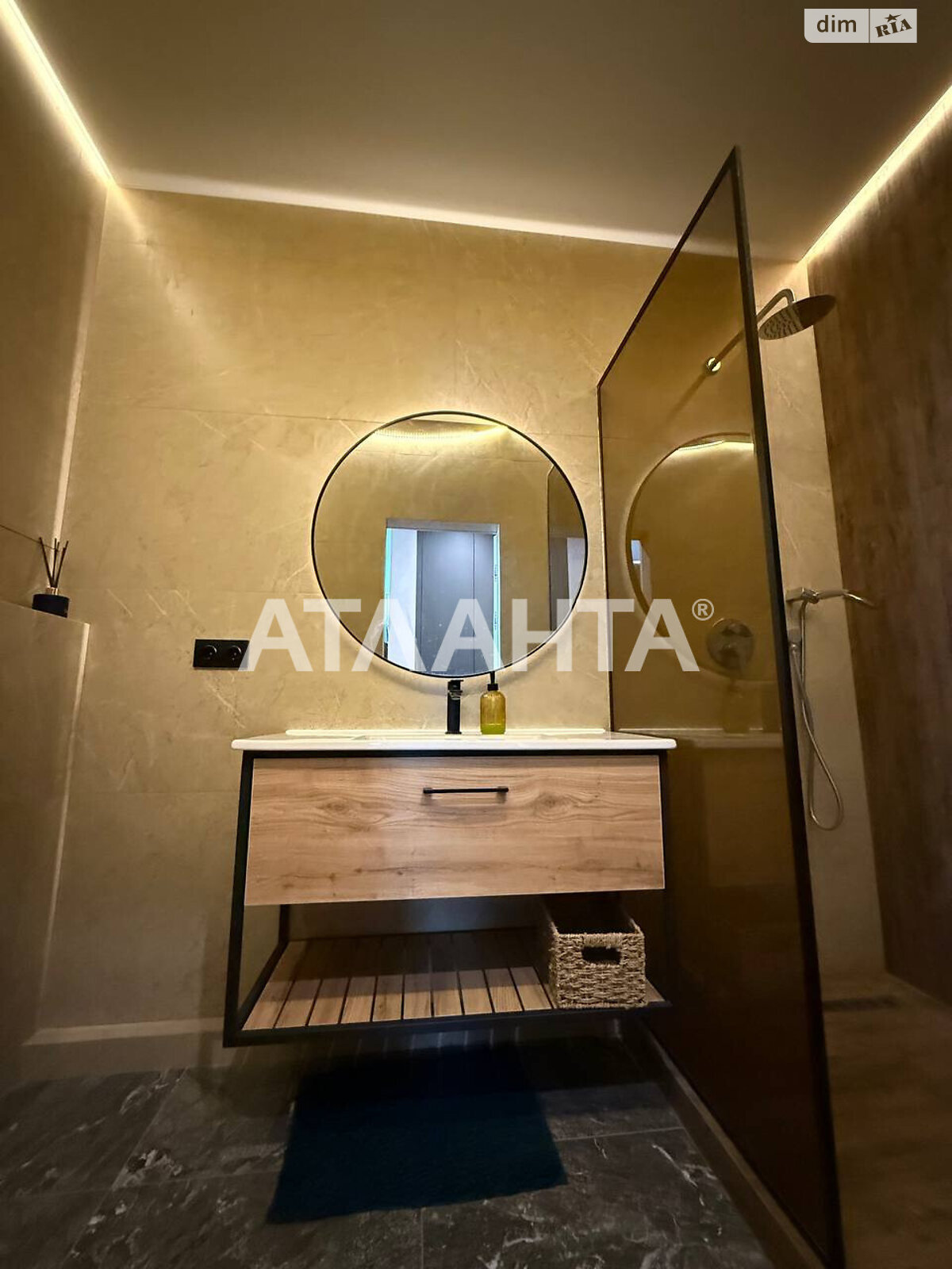 Продажа однокомнатной квартиры в Одессе, на ул. Валерия Самофалова, район Приморский фото 1 Продажа однокомнатной квартиры в Одессе, на ул. Валерия Самофалова, район Приморский фото 1