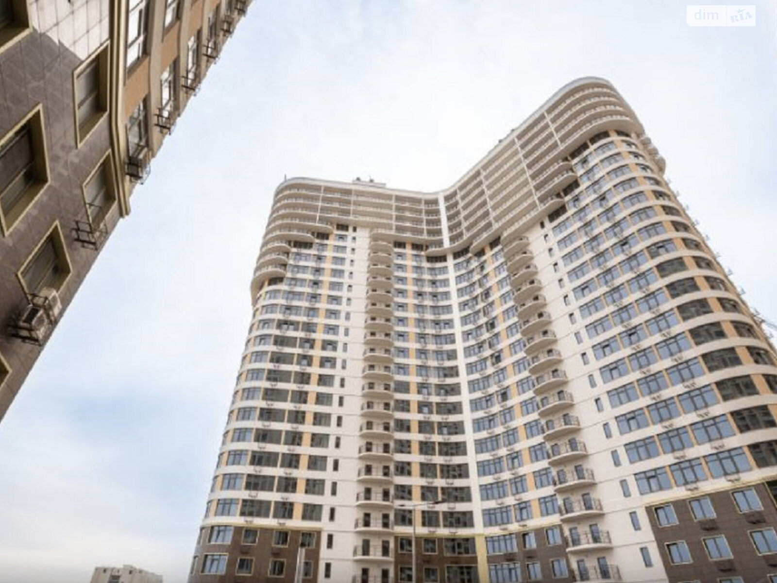 Продаж однокімнатної квартири в Одесі, на вул. Валерія Самофалова, район Приморський фото 1 Продаж однокімнатної квартири в Одесі, на вул. Валерія Самофалова, район Приморський фото 1