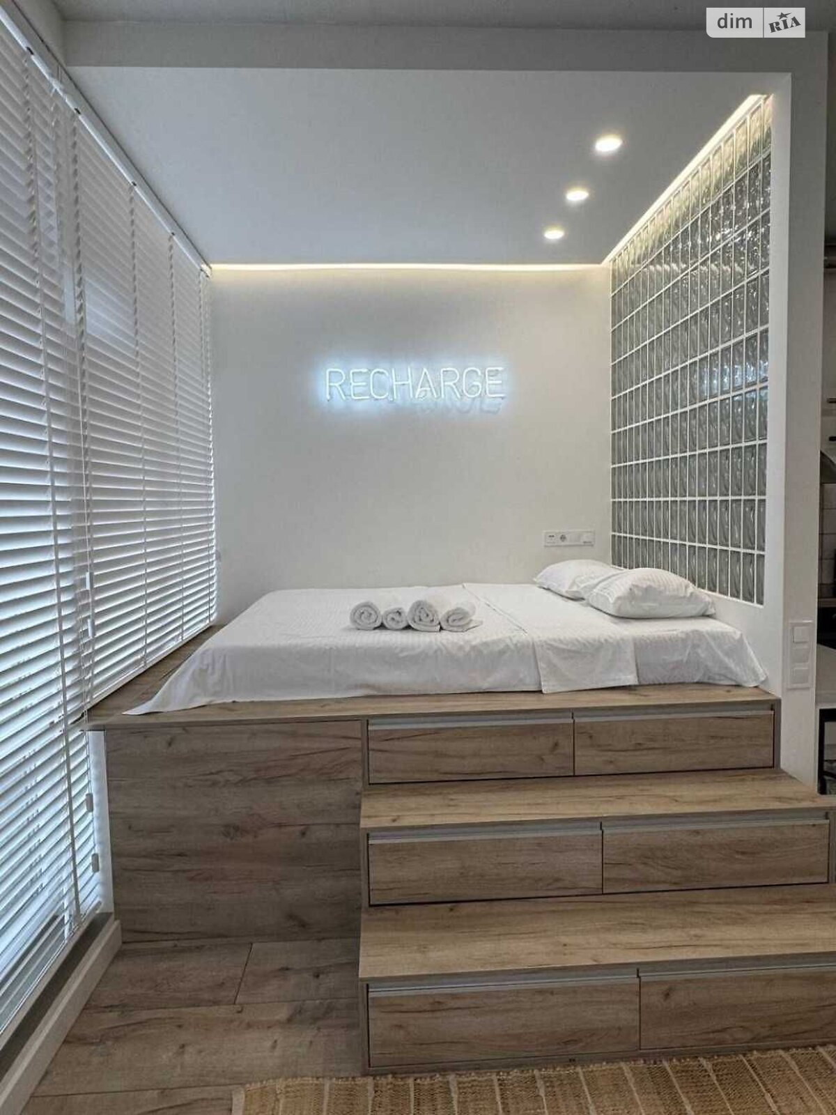 Продажа однокомнатной квартиры в Одессе, на ул. Валерия Самофалова 16А/5, район Приморский фото 1 Продажа однокомнатной квартиры в Одессе, на ул. Валерия Самофалова 16А/5, район Приморский фото 1