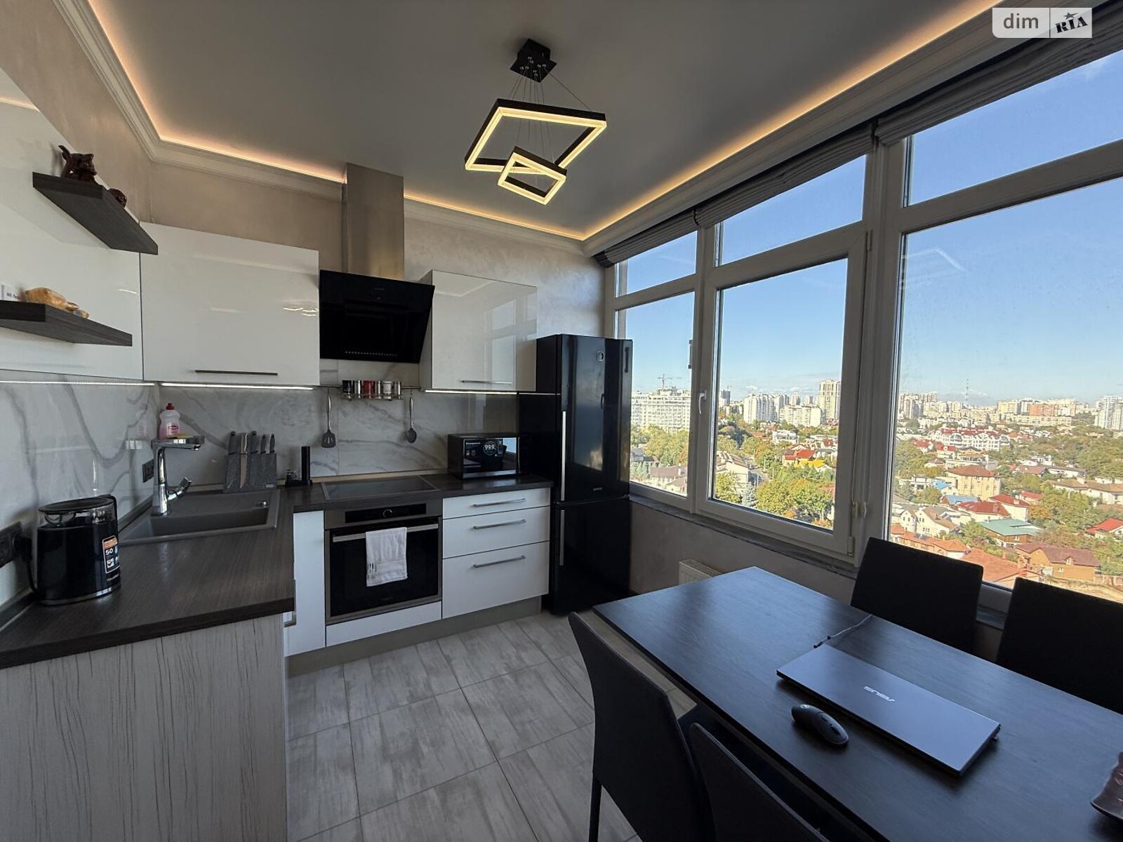 Продажа однокомнатной квартиры в Одессе, на ул. Валерия Самофалова 16А/1, район Приморский фото 1