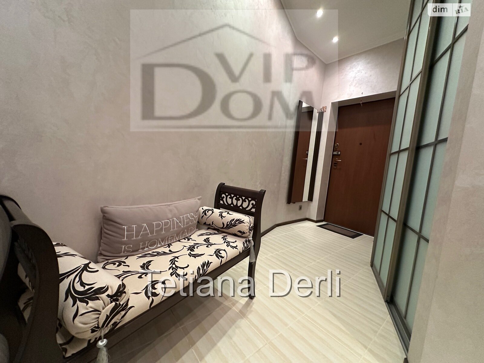 Продажа однокомнатной квартиры в Одессе, на ул. Литературная 1А, фото 1 Продажа однокомнатной квартиры в Одессе, на ул. Литературная 1А, фото 1