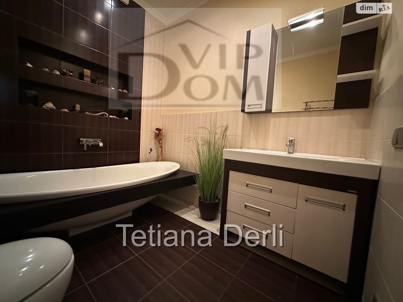 Продажа однокомнатной квартиры в Одессе, на ул. Литературная 1А, фото 1 Продажа однокомнатной квартиры в Одессе, на ул. Литературная 1А, фото 1