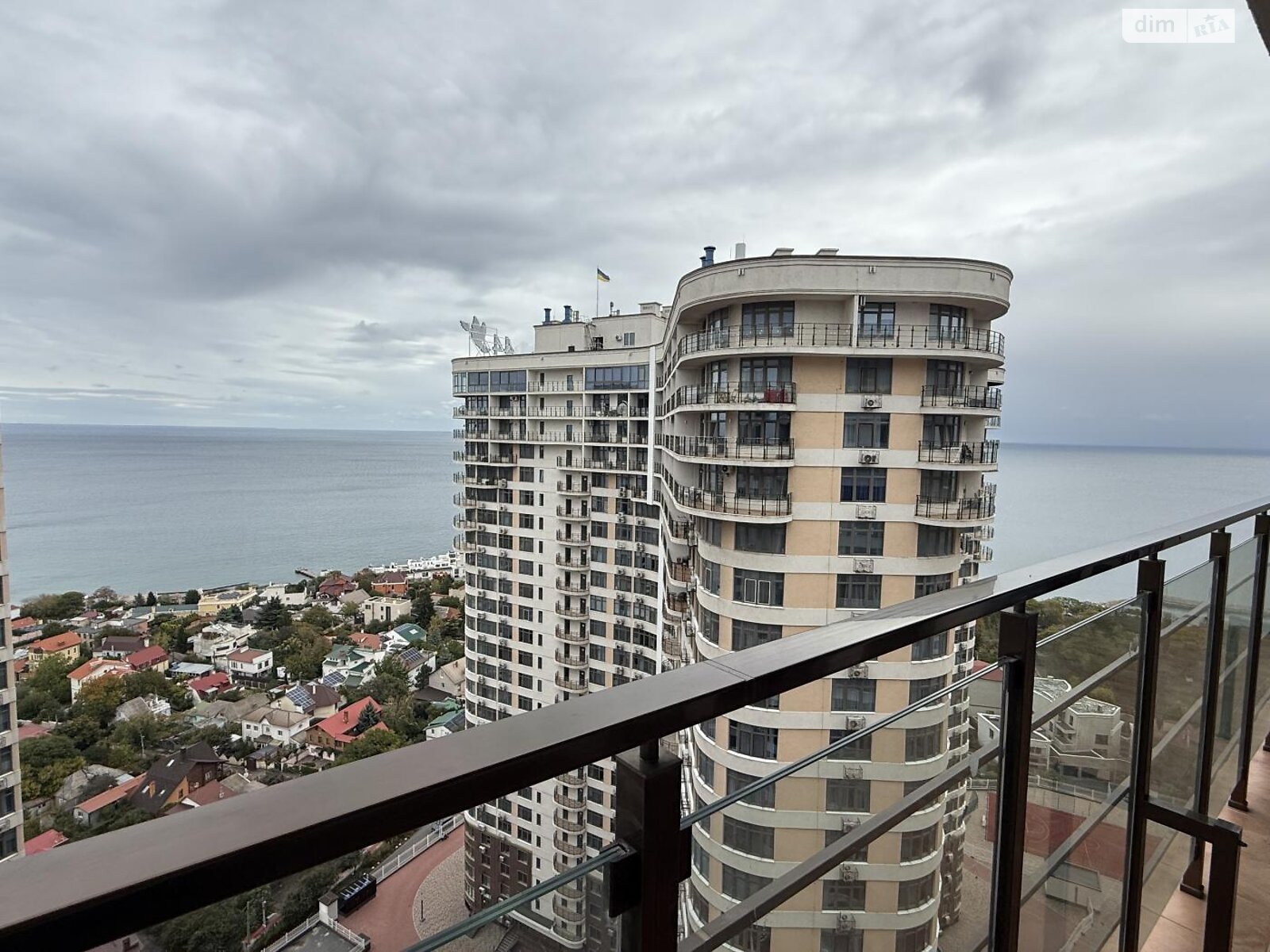 Продажа однокомнатной квартиры в Одессе, на ул. Валерия Самофалова 16А/2, район Приморский фото 1