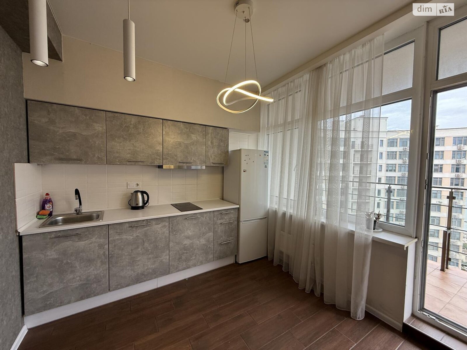 Продажа однокомнатной квартиры в Одессе, на ул. Валерия Самофалова 16А/2, район Приморский фото 1