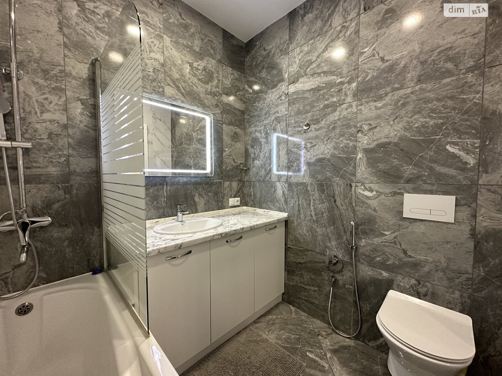 Продажа двухкомнатной квартиры в Одессе, на ул. Валерия Самофалова 16А/2, район Приморский фото 1 Продажа двухкомнатной квартиры в Одессе, на ул. Валерия Самофалова 16А/2, район Приморский фото 1