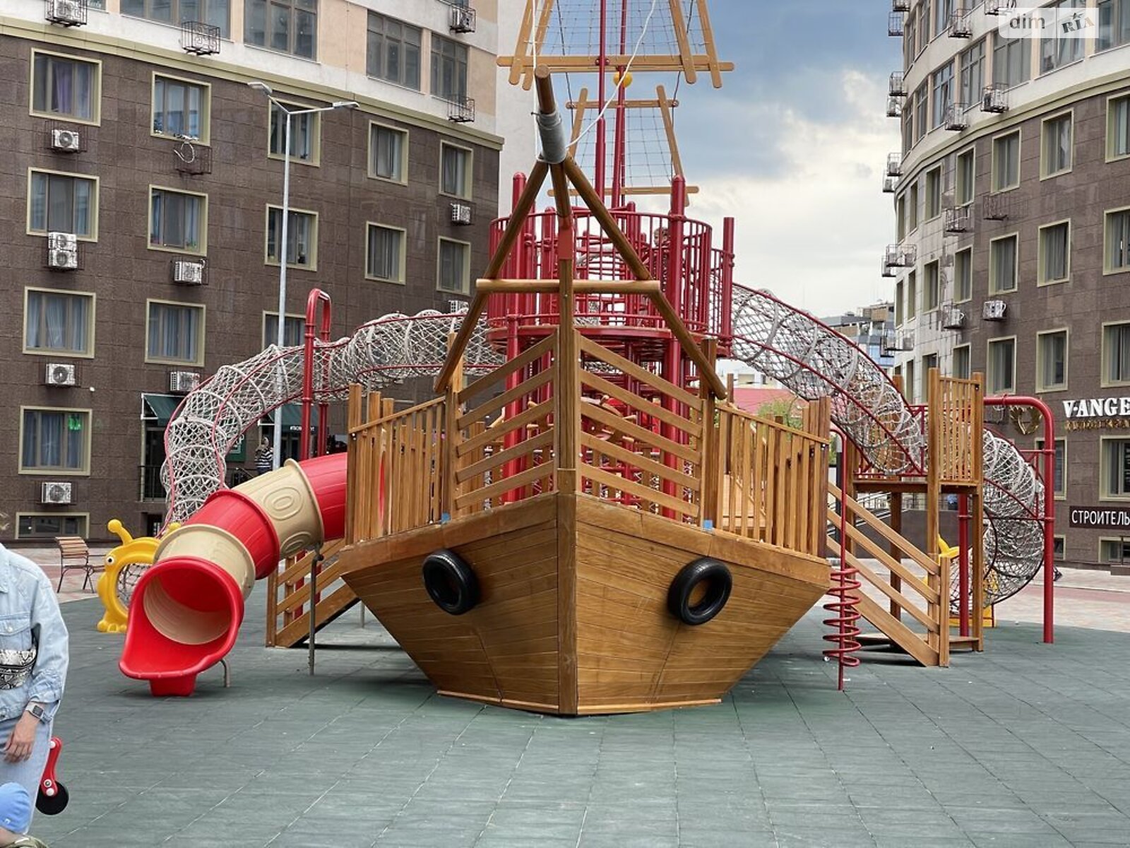 Продажа однокомнатной квартиры в Одессе, на ул. Валерия Самофалова 16А/2, район Приморский фото 1