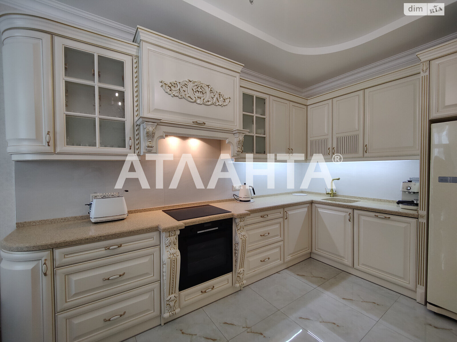 Продаж трикімнатної квартири в Одесі, на пров. Ванний 1А, район Приморський фото 1 Продаж трикімнатної квартири в Одесі, на пров. Ванний 1А, район Приморський фото 1