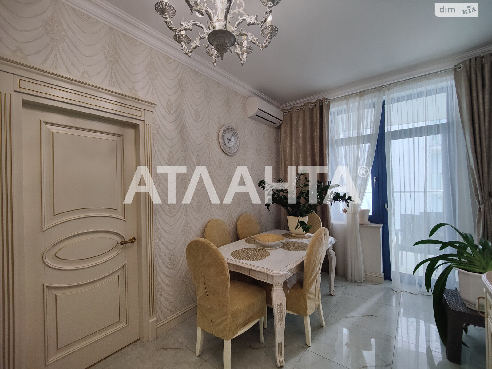 Продаж трикімнатної квартири в Одесі, на пров. Ванний 1А, район Приморський фото 1 Продаж трикімнатної квартири в Одесі, на пров. Ванний 1А, район Приморський фото 1