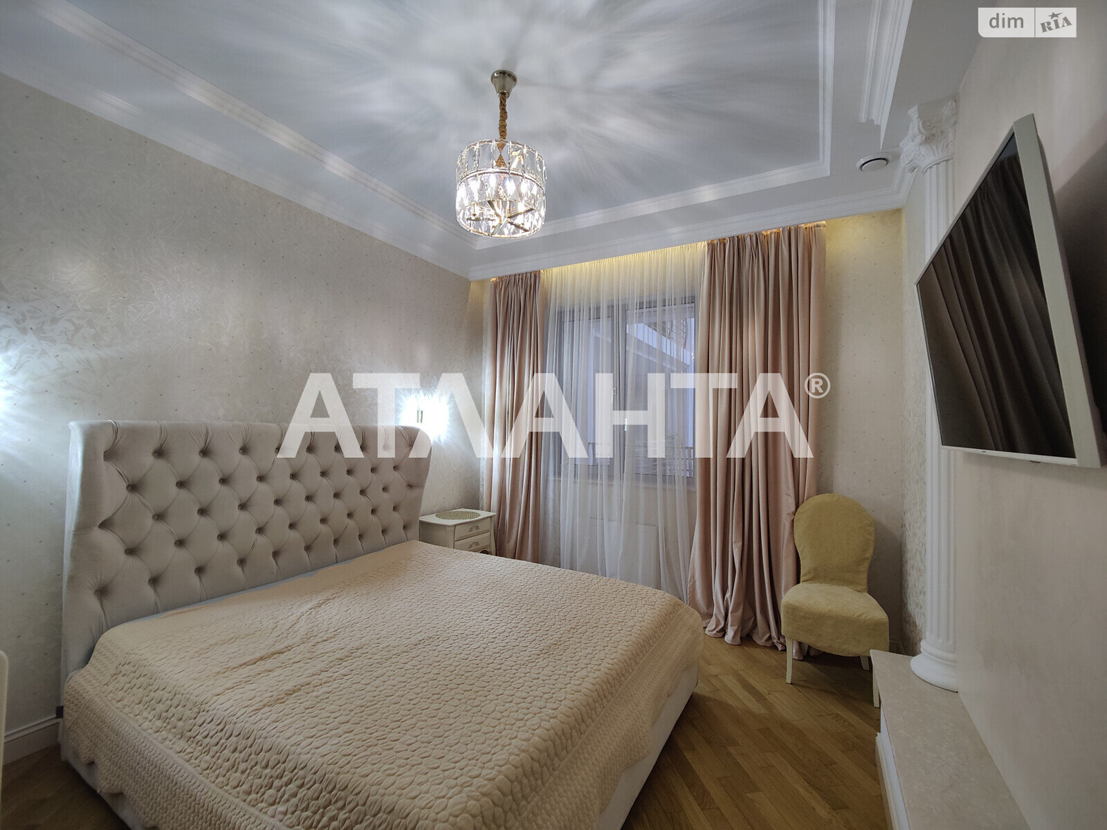 Продаж трикімнатної квартири в Одесі, на пров. Ванний 1А, район Приморський фото 1 Продаж трикімнатної квартири в Одесі, на пров. Ванний 1А, район Приморський фото 1
