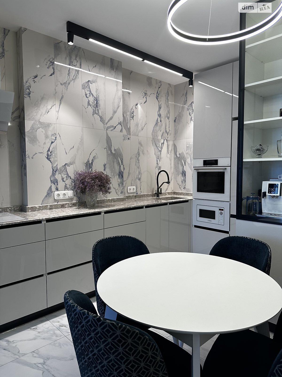 Продажа двухкомнатной квартиры в Одессе, на пер. Ванный 1Б, кв. 113, район парковка фото 1 Продажа двухкомнатной квартиры в Одессе, на пер. Ванный 1Б, кв. 113, район парковка фото 1