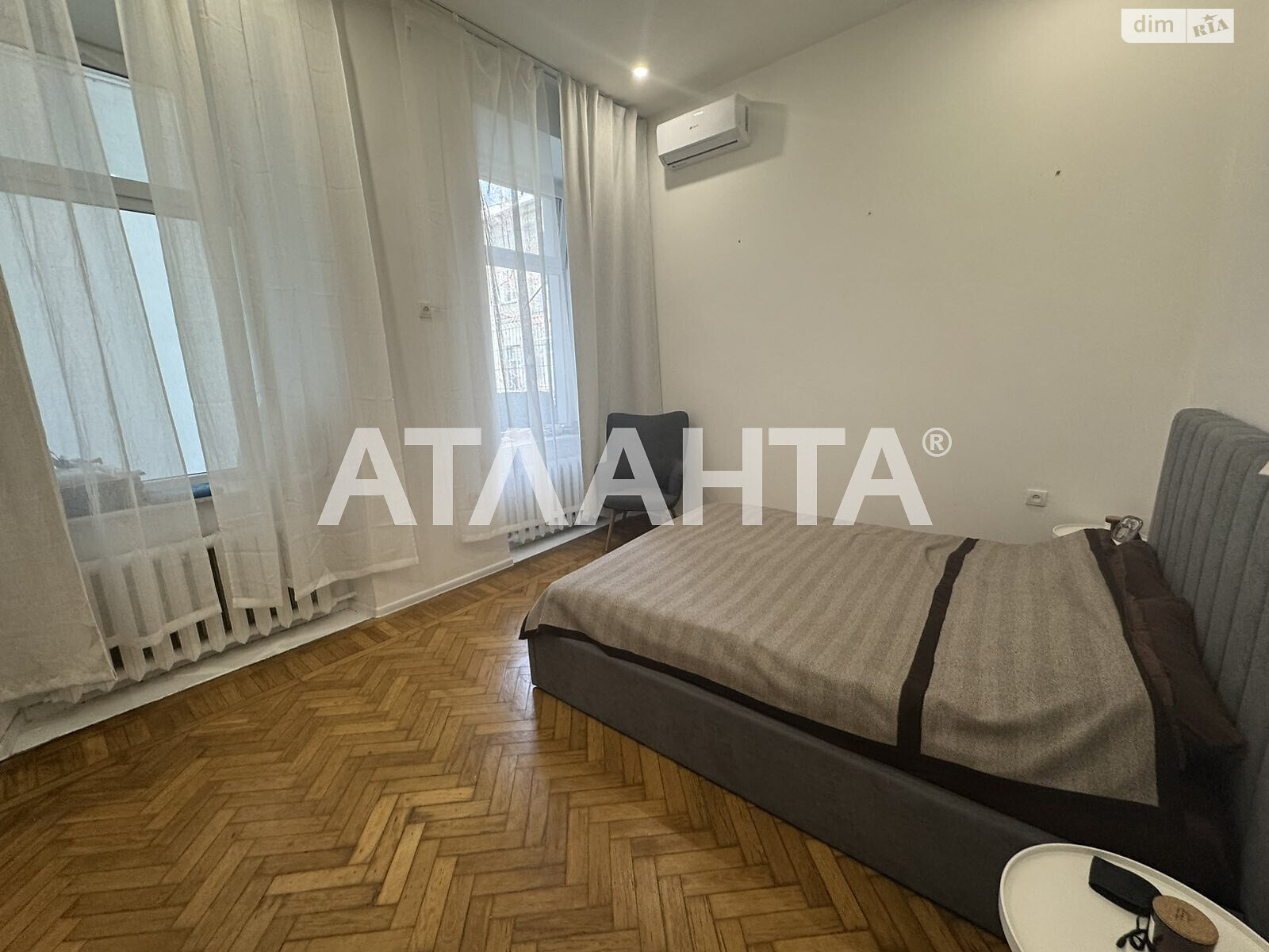 Продажа двухкомнатной квартиры в Одессе, на ул. Троицкая, район Приморский фото 1 Продажа двухкомнатной квартиры в Одессе, на ул. Троицкая, район Приморский фото 1