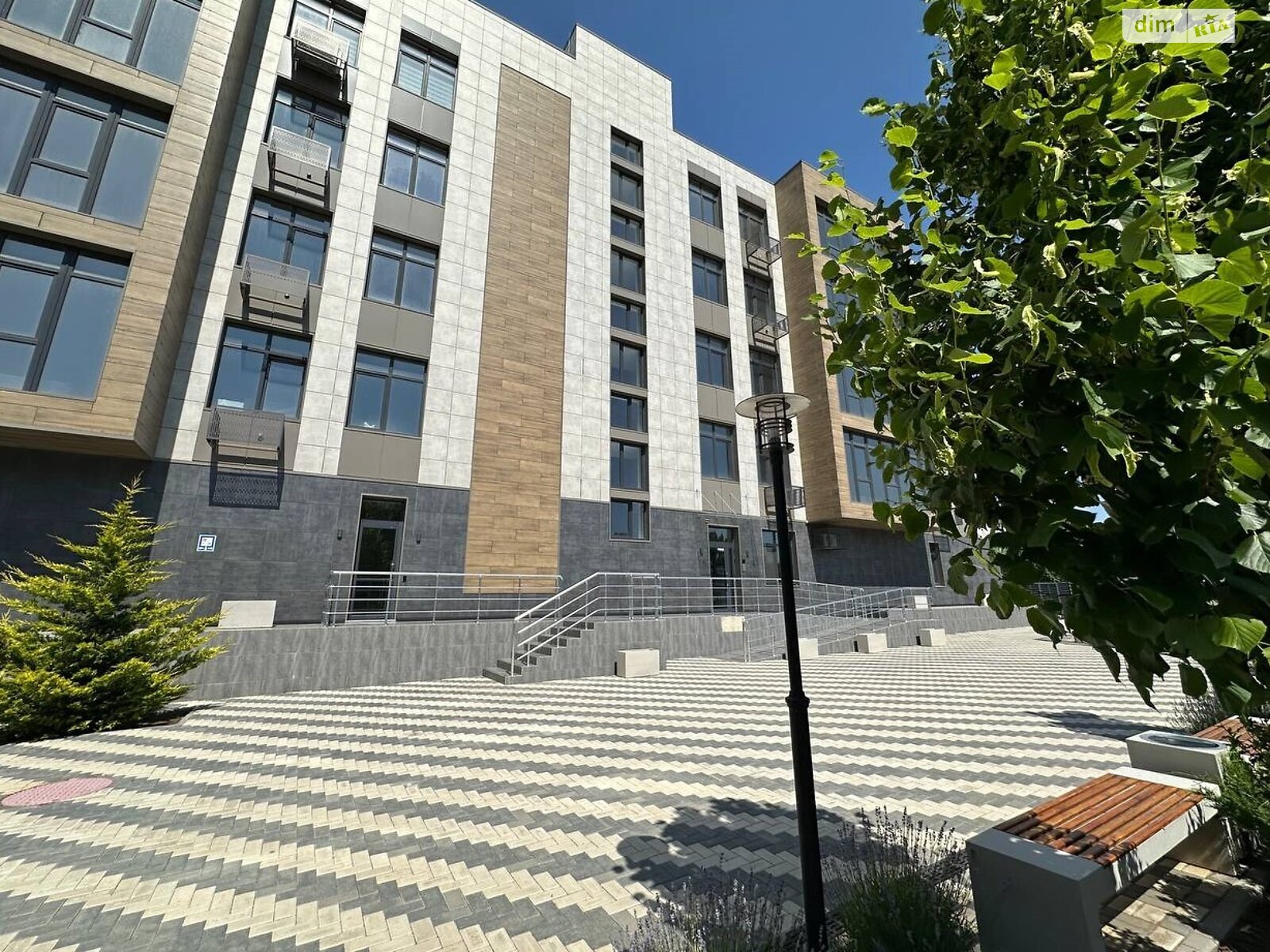 Продажа двухкомнатной квартиры в Одессе, на пер. Южно-Санаторный 2, кв. 12, район Приморский фото 1 Продажа двухкомнатной квартиры в Одессе, на пер. Южно-Санаторный 2, кв. 12, район Приморский фото 1