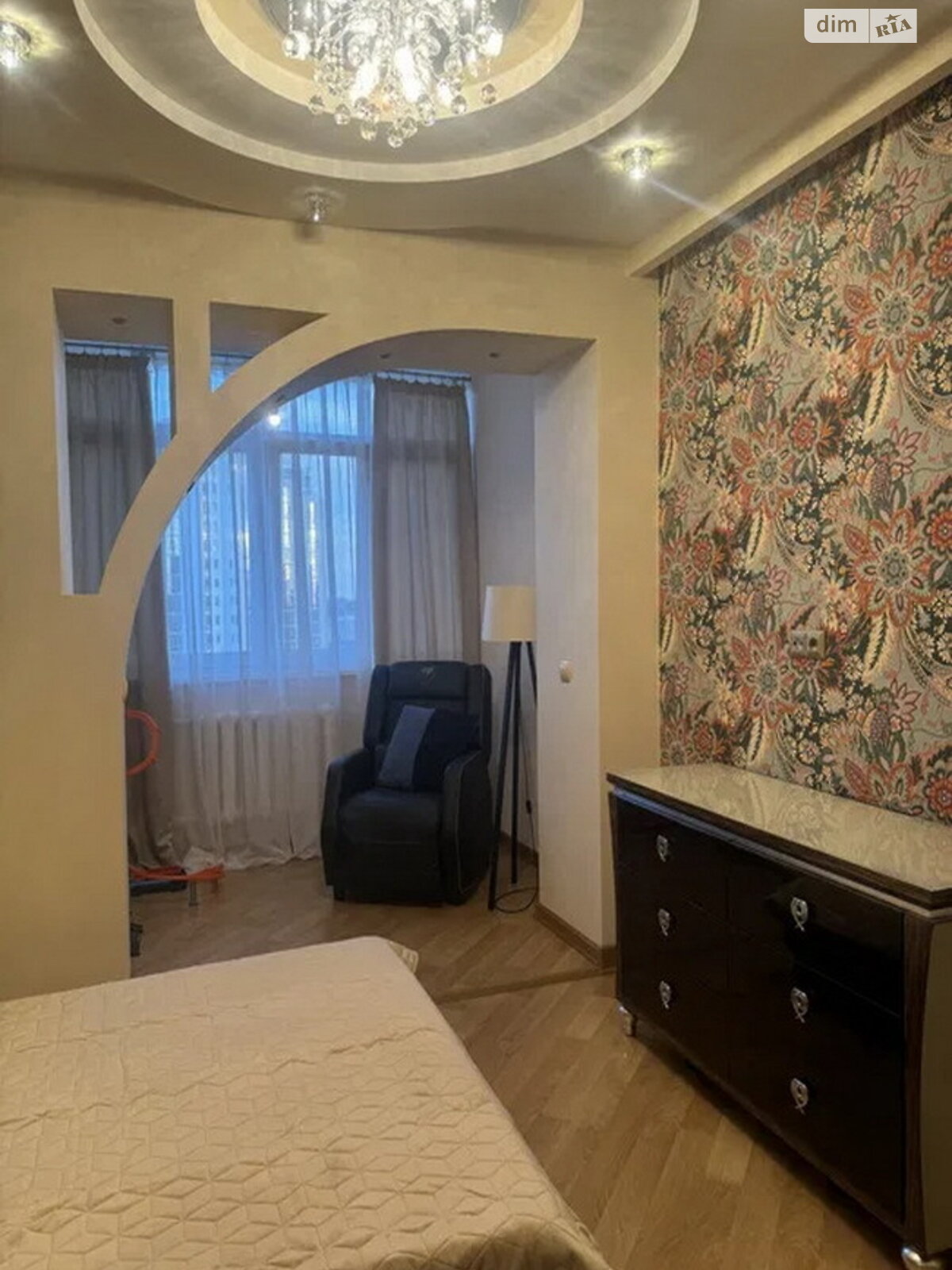 Продажа трехкомнатной квартиры в Одессе, на ул. Зоопарковая 2, район Приморский фото 1 Продажа трехкомнатной квартиры в Одессе, на ул. Зоопарковая 2, район Приморский фото 1
