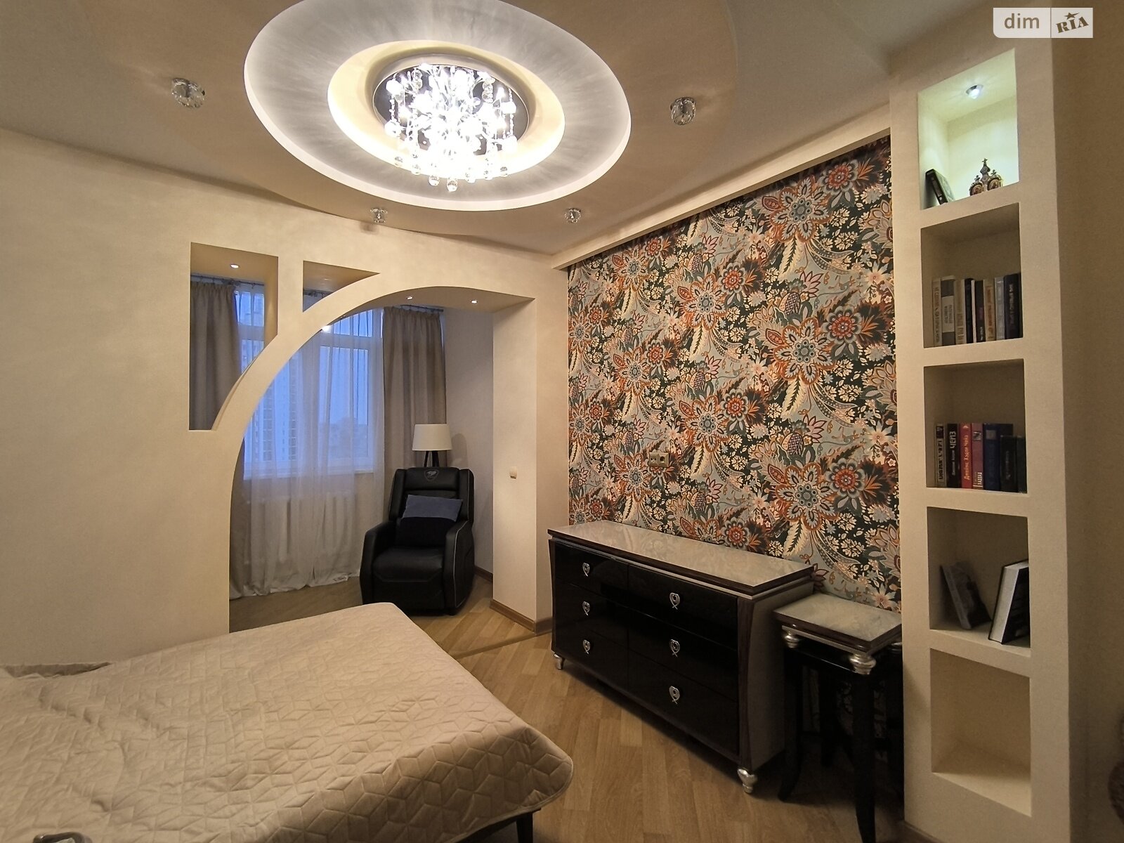 Продажа трехкомнатной квартиры в Одессе, на ул. Зоопарковая 2, район Приморский фото 1 Продажа трехкомнатной квартиры в Одессе, на ул. Зоопарковая 2, район Приморский фото 1