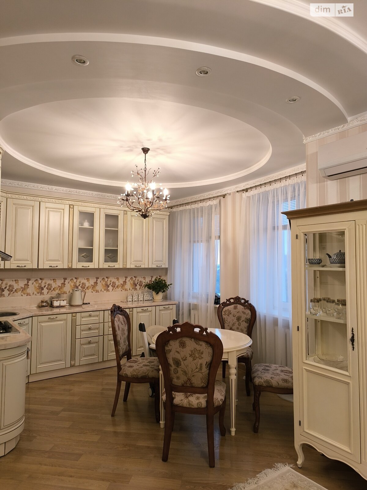 Продажа трехкомнатной квартиры в Одессе, на ул. Зоопарковая 2, район Приморский фото 1 Продажа трехкомнатной квартиры в Одессе, на ул. Зоопарковая 2, район Приморский фото 1