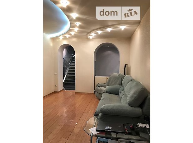 Продажа трехкомнатной квартиры в Одессе, на Светлый переулок 13а район Приморский фото 1 Продажа трехкомнатной квартиры в Одессе, на Светлый переулок 13а район Приморский фото 1