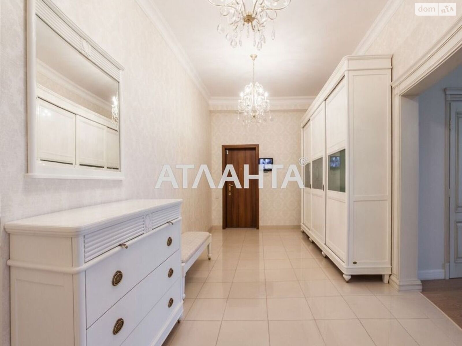 Продажа двухкомнатной квартиры в Одессе, на плато Гагаринское 5/3, район Аркадия фото 1
