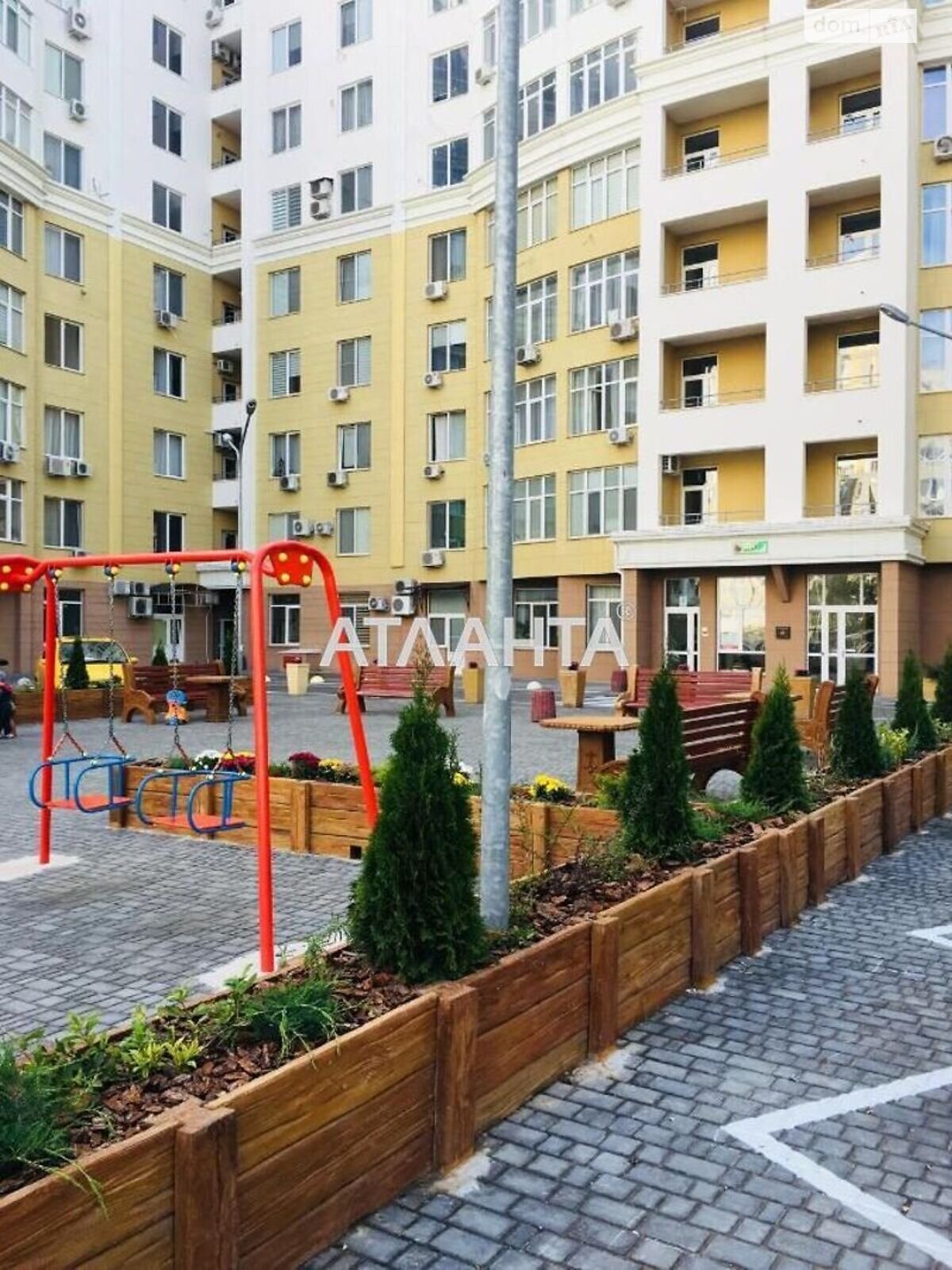 Продажа трехкомнатной квартиры в Одессе, на пер. Аркадиевский 9/1, район Аркадия фото 1