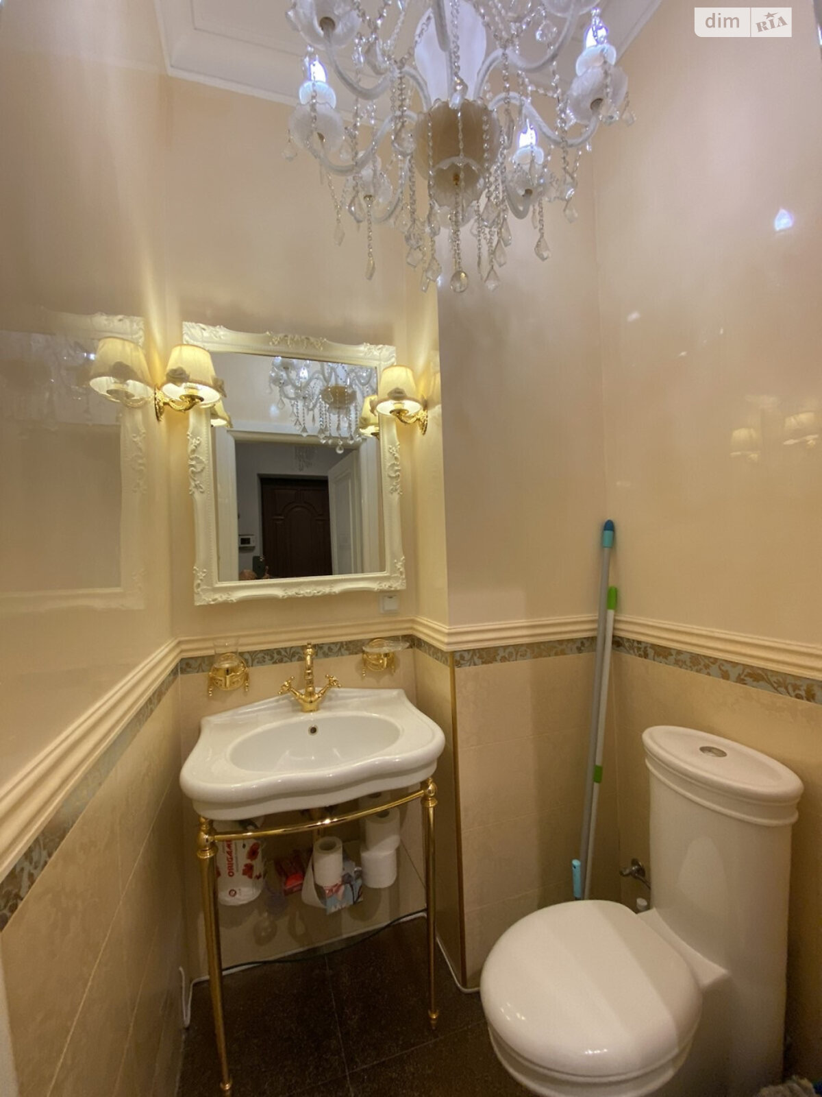 Продаж однокімнатної квартири в Одесі, на пров. Чайковського, район Приморський фото 1 Продаж однокімнатної квартири в Одесі, на пров. Чайковського, район Приморський фото 1